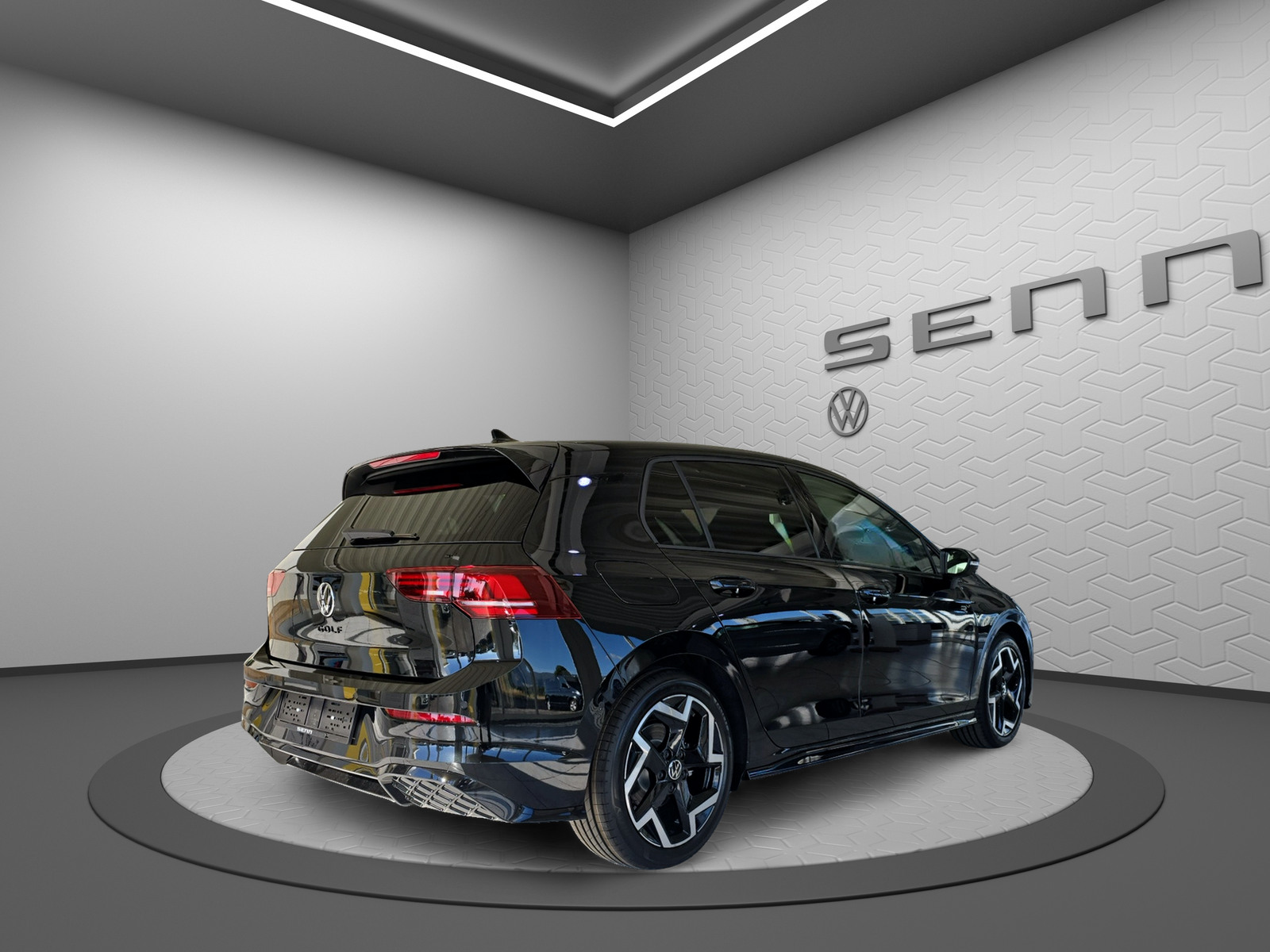 VW VW Golf R-Line-image-2