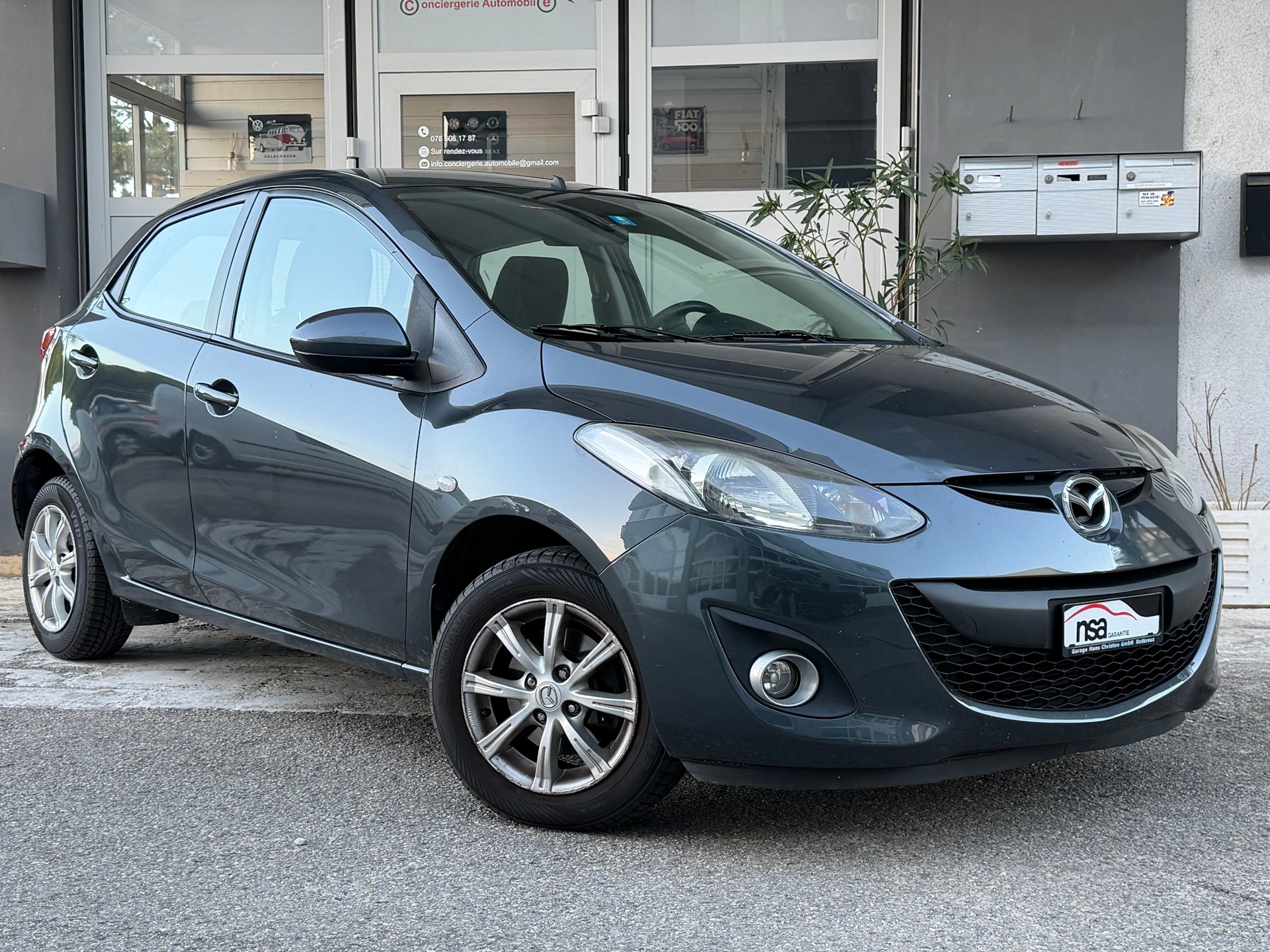 MAZDA 2 1.5i 16V Exclusive Automatic-image-3