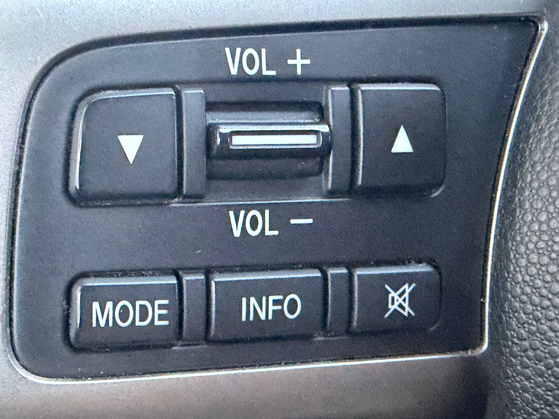 MAZDA 2 1.5i 16V Exclusive Automatic-image-14