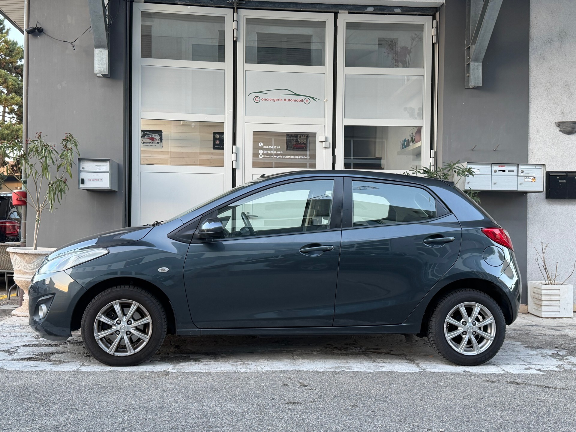 MAZDA 2 1.5i 16V Exclusive Automatic-image-1