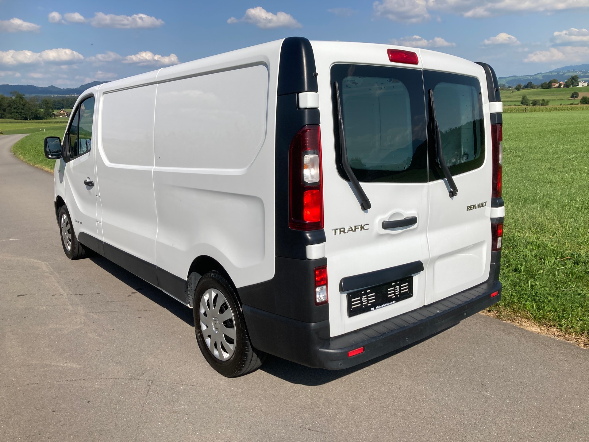 RENAULT Trafic 1.6 ENERGY TwinT. dCi125 2.9t Business L2H1-image-3