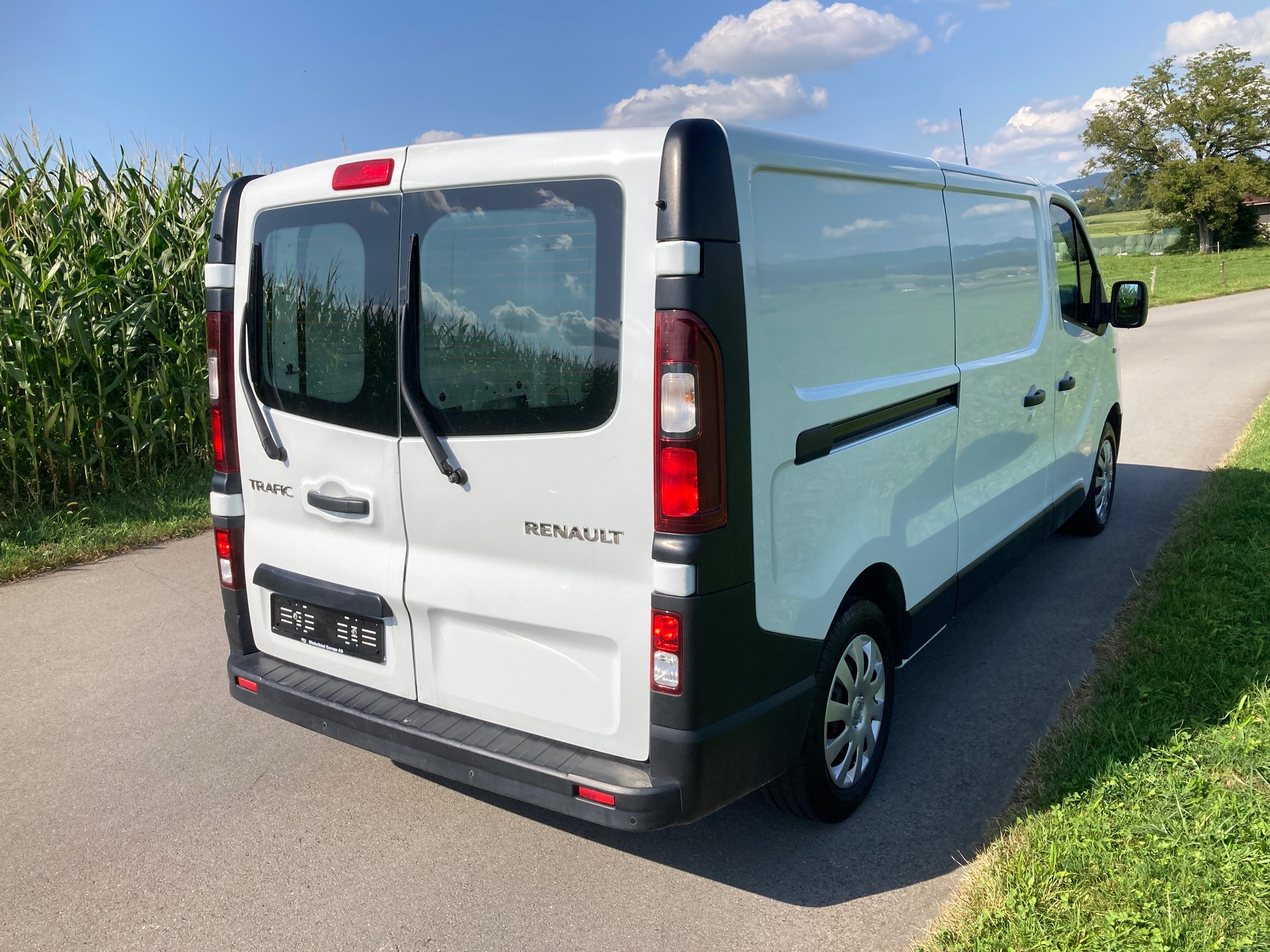 RENAULT Trafic 1.6 ENERGY TwinT. dCi125 2.9t Business L2H1-image-2