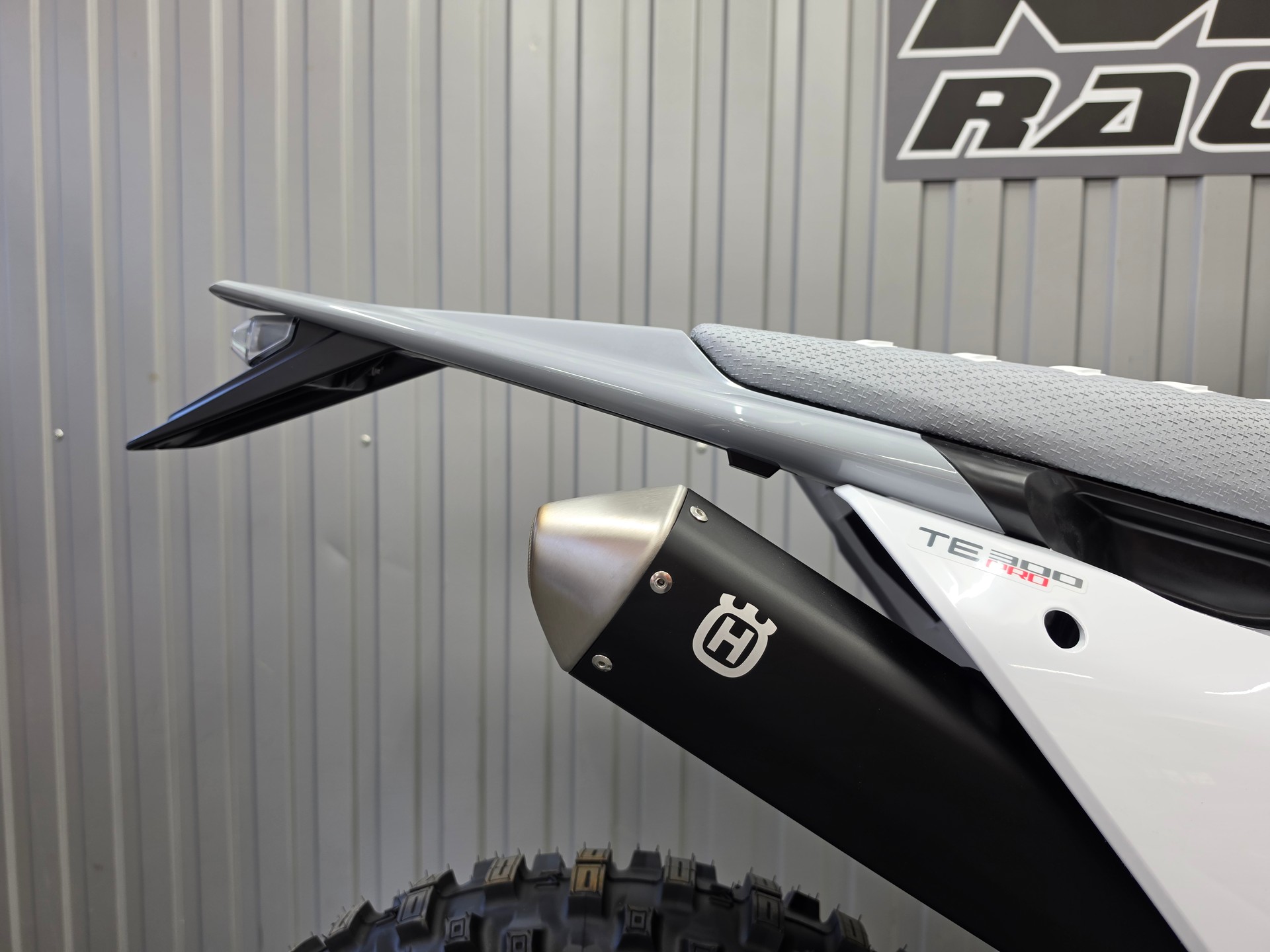 HUSQVARNA TE 300 PRO-image-7