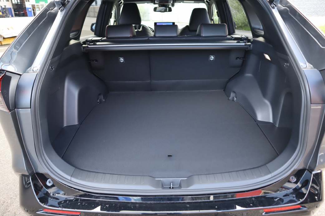 SUZUKI Across 2.5 PHEV Compact Top 4x4-image-3