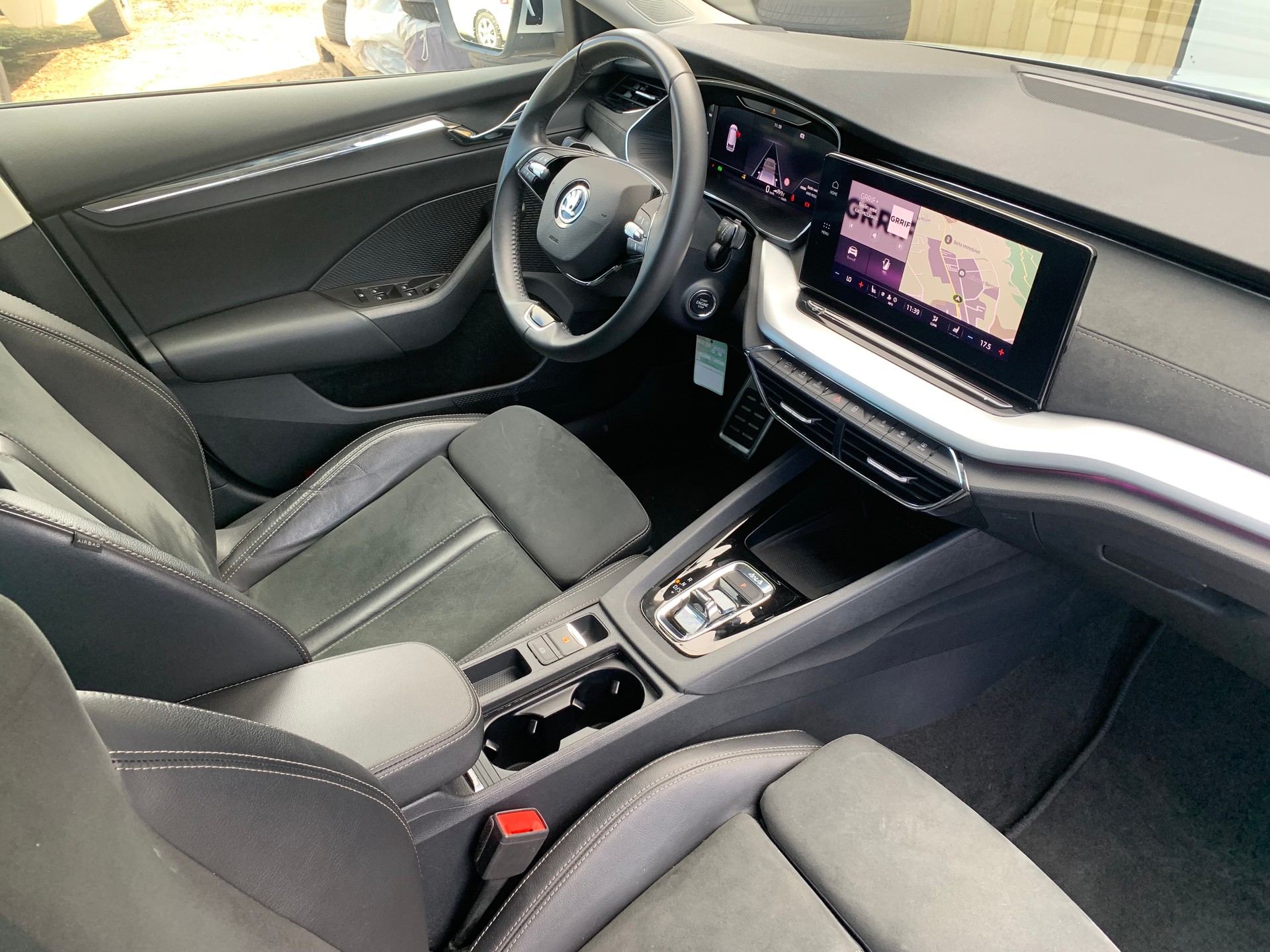 SKODA Octavia Combi 2.0 TSI DSG Scout 4x4-image-19