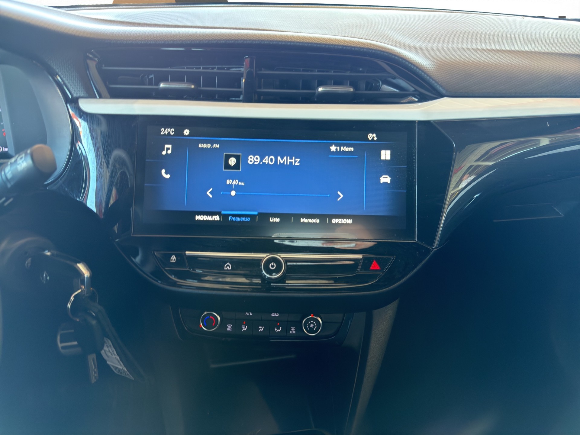OPEL CORSA 1.2 T GS Bicolore-image-20