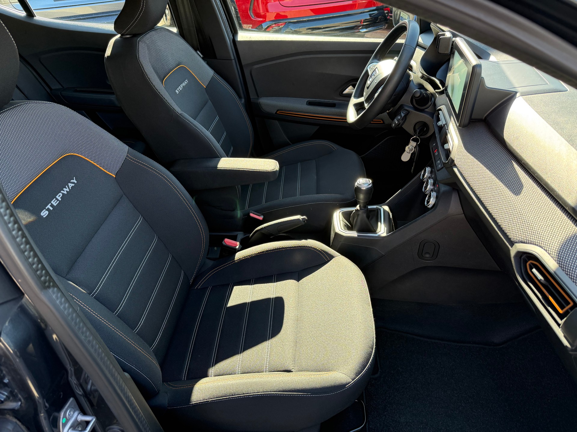 DACIA Sandero Stepway TCe 90 Comfort-image-10