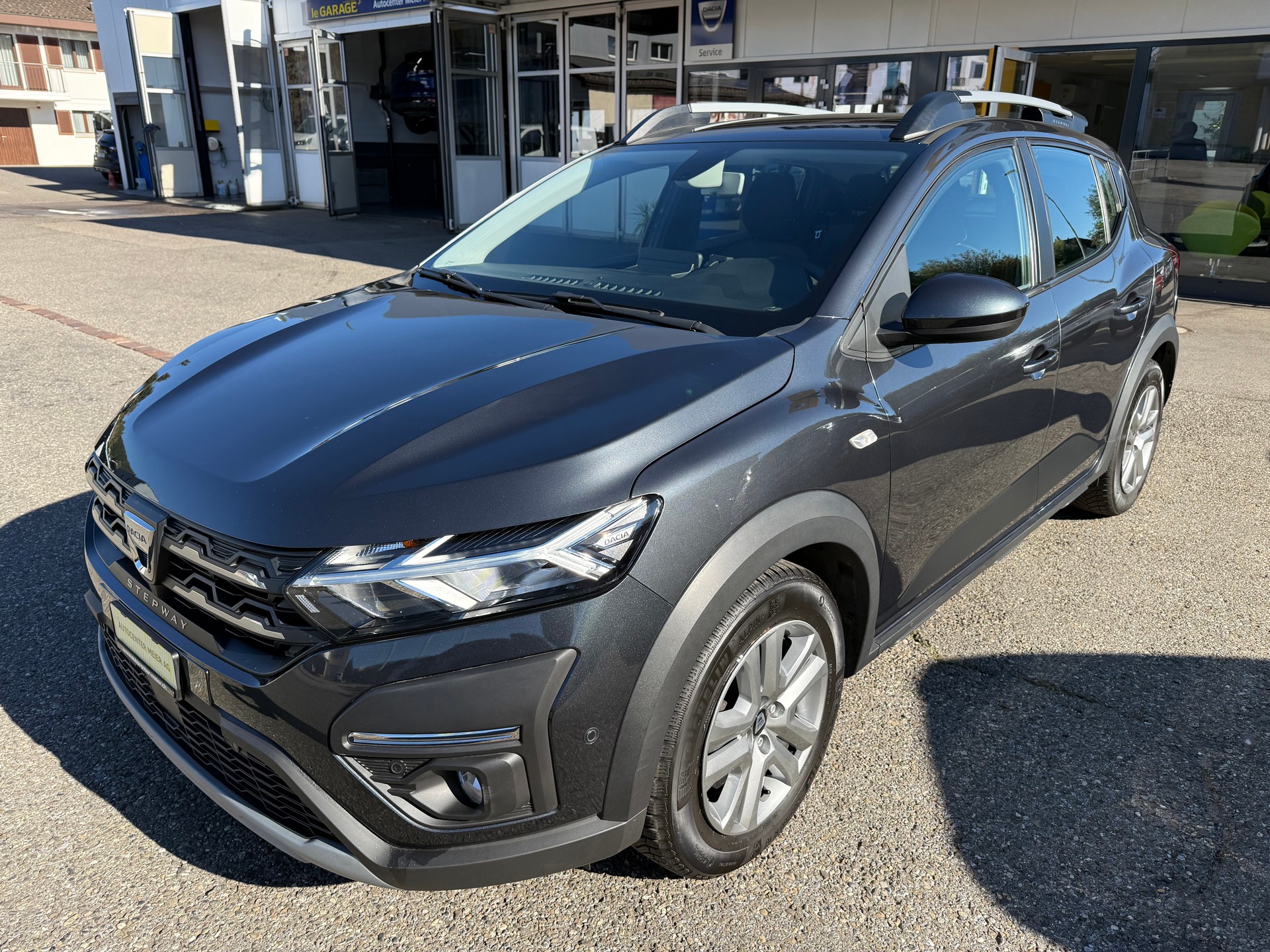DACIA Sandero Stepway TCe 90 Comfort-image-1