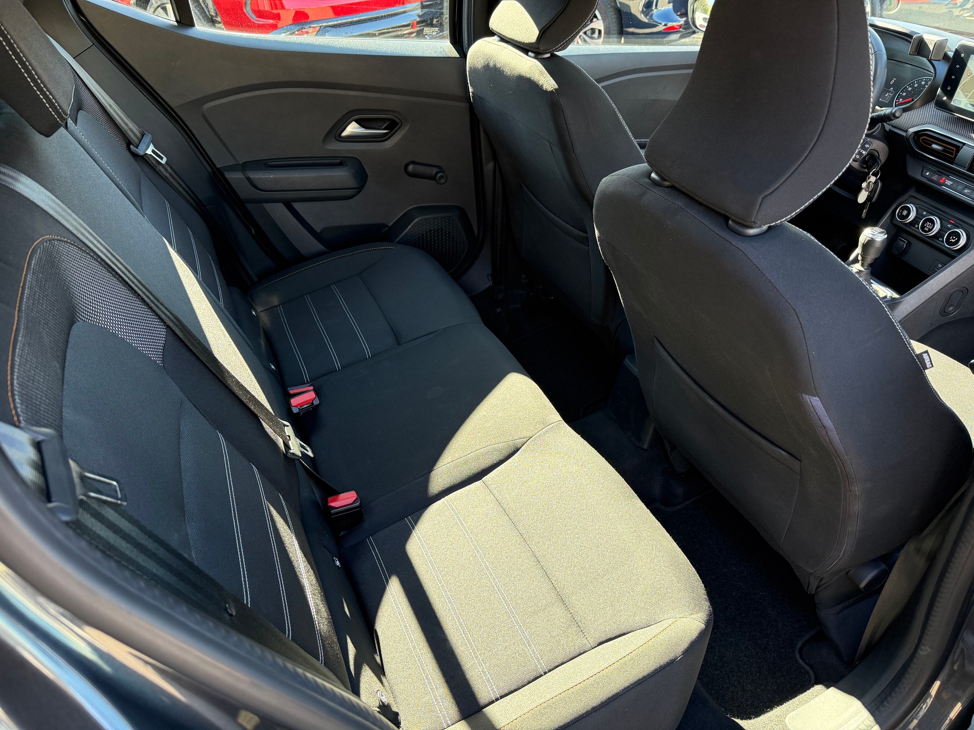 DACIA Sandero Stepway TCe 90 Comfort-image-11