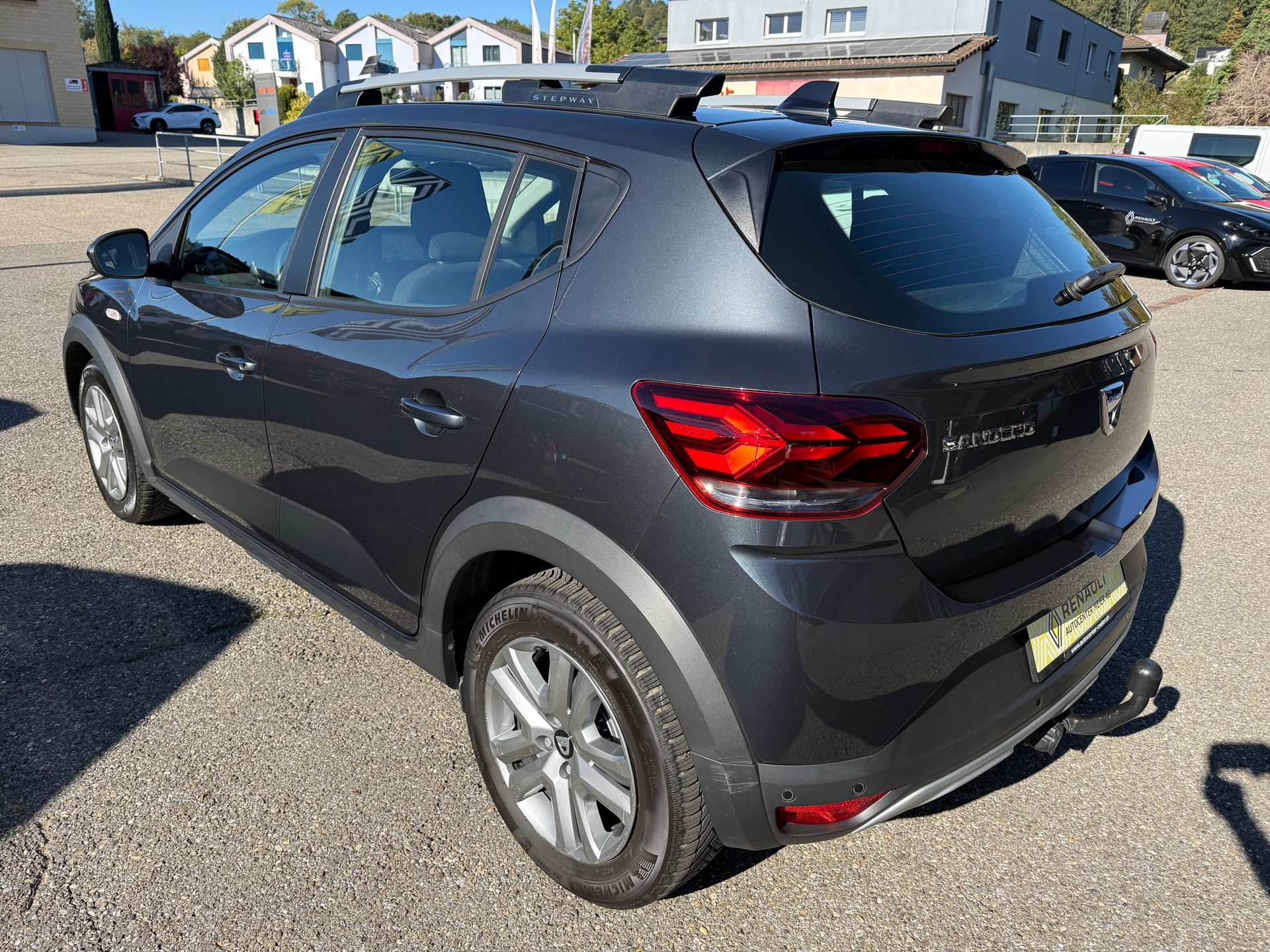 DACIA Sandero Stepway TCe 90 Comfort-image-3