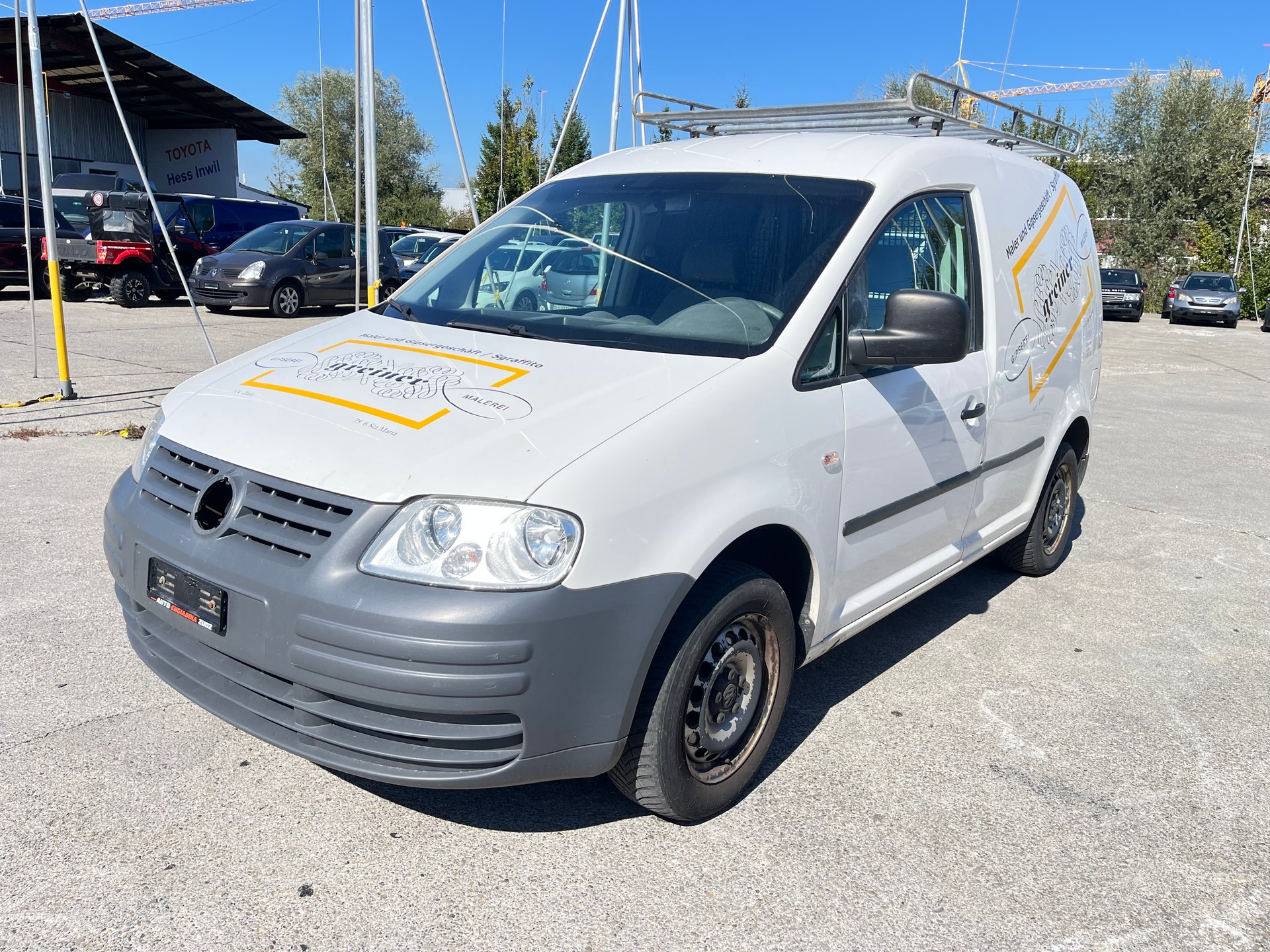 VW Caddy 1.4-image-1