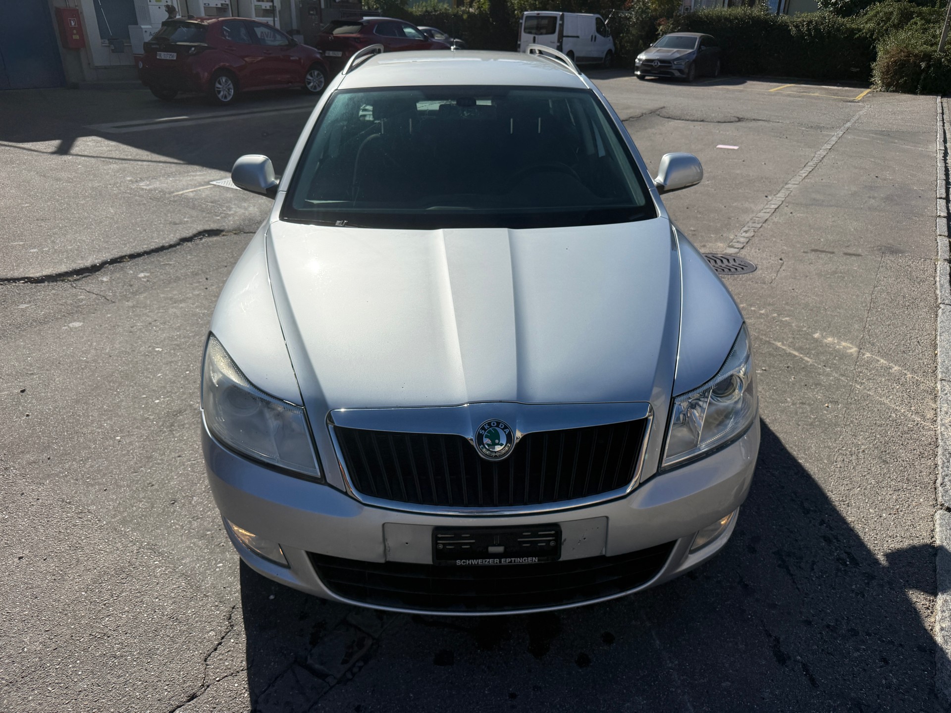 SKODA Octavia Combi 2.0 TDI Elegance 4x4 DSG-image-2