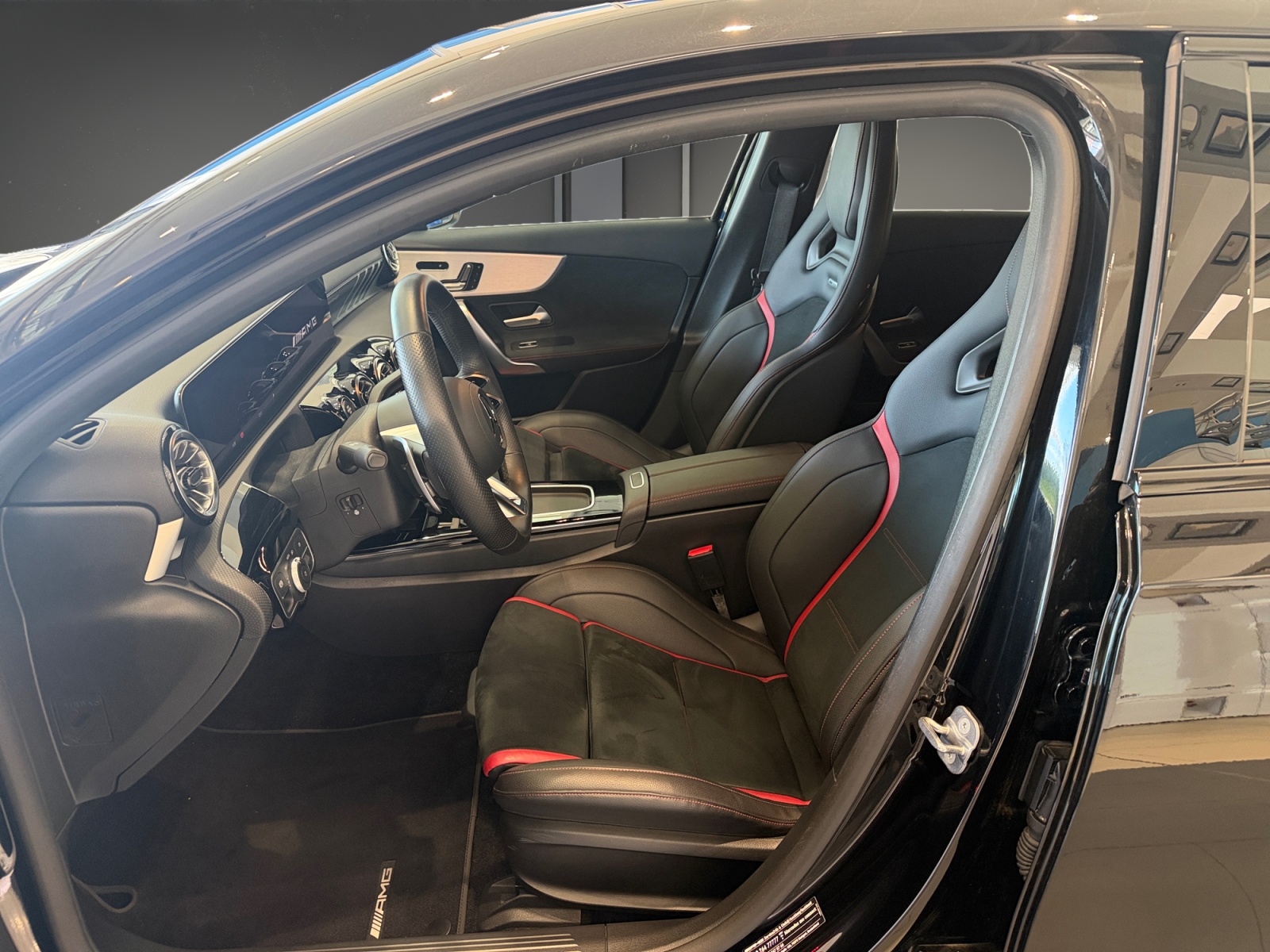 MERCEDES-BENZ A AMG 45 S 4Matic+ 8G-DCT-image-8