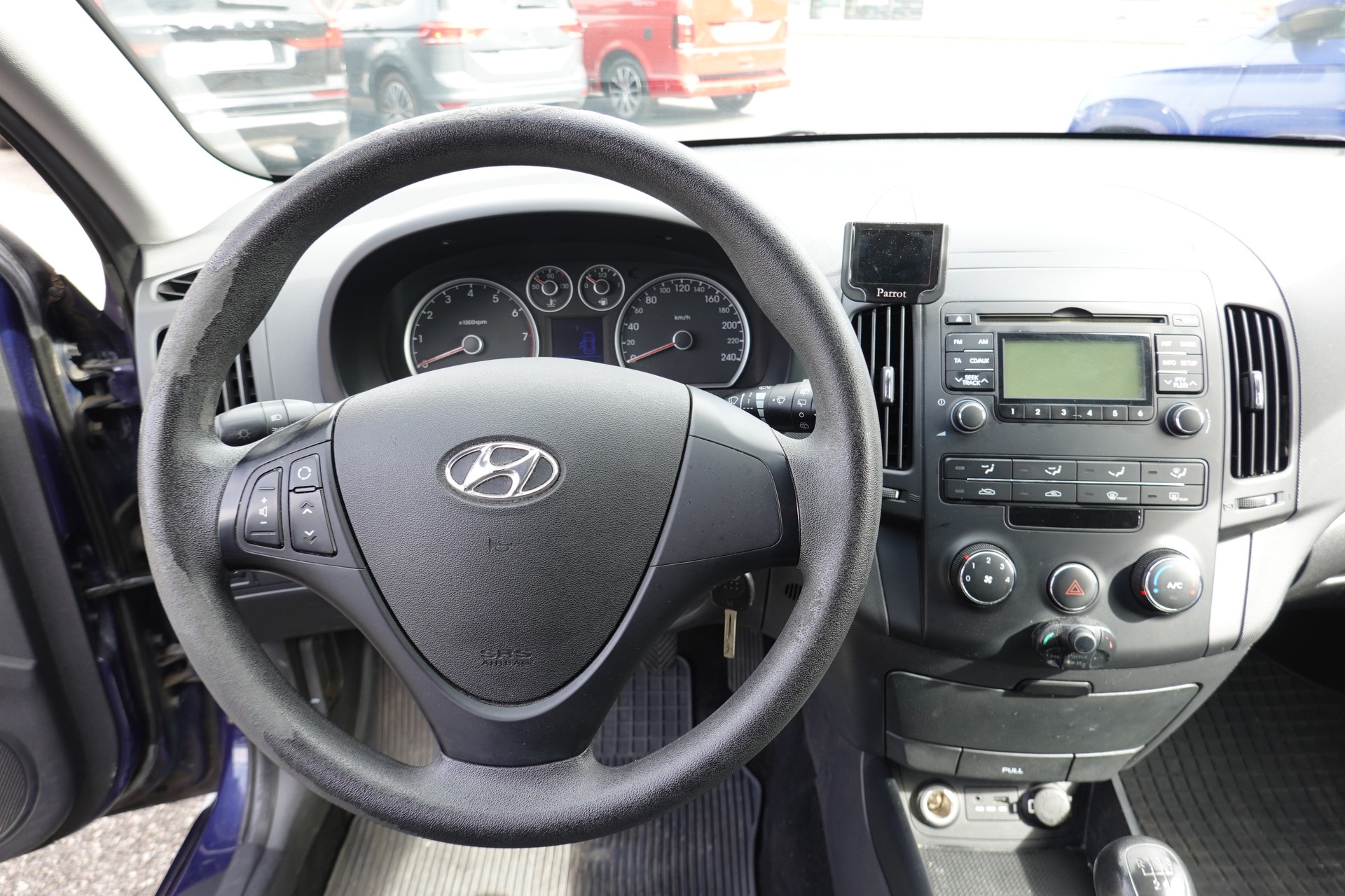 HYUNDAI i30 1.4 COMFORT - HAGELSCHADEN-image-10