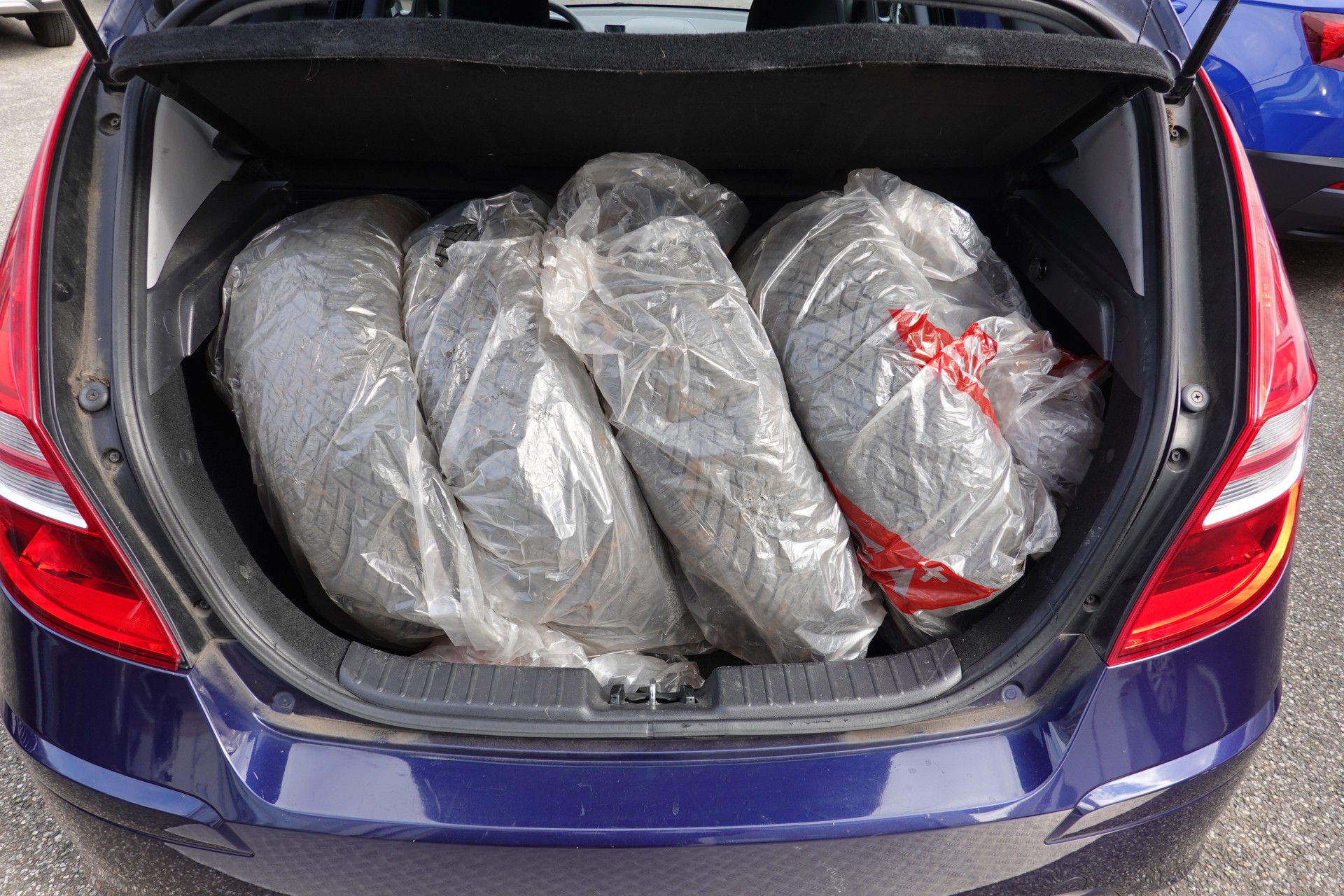 HYUNDAI i30 1.4 COMFORT - HAGELSCHADEN-image-14
