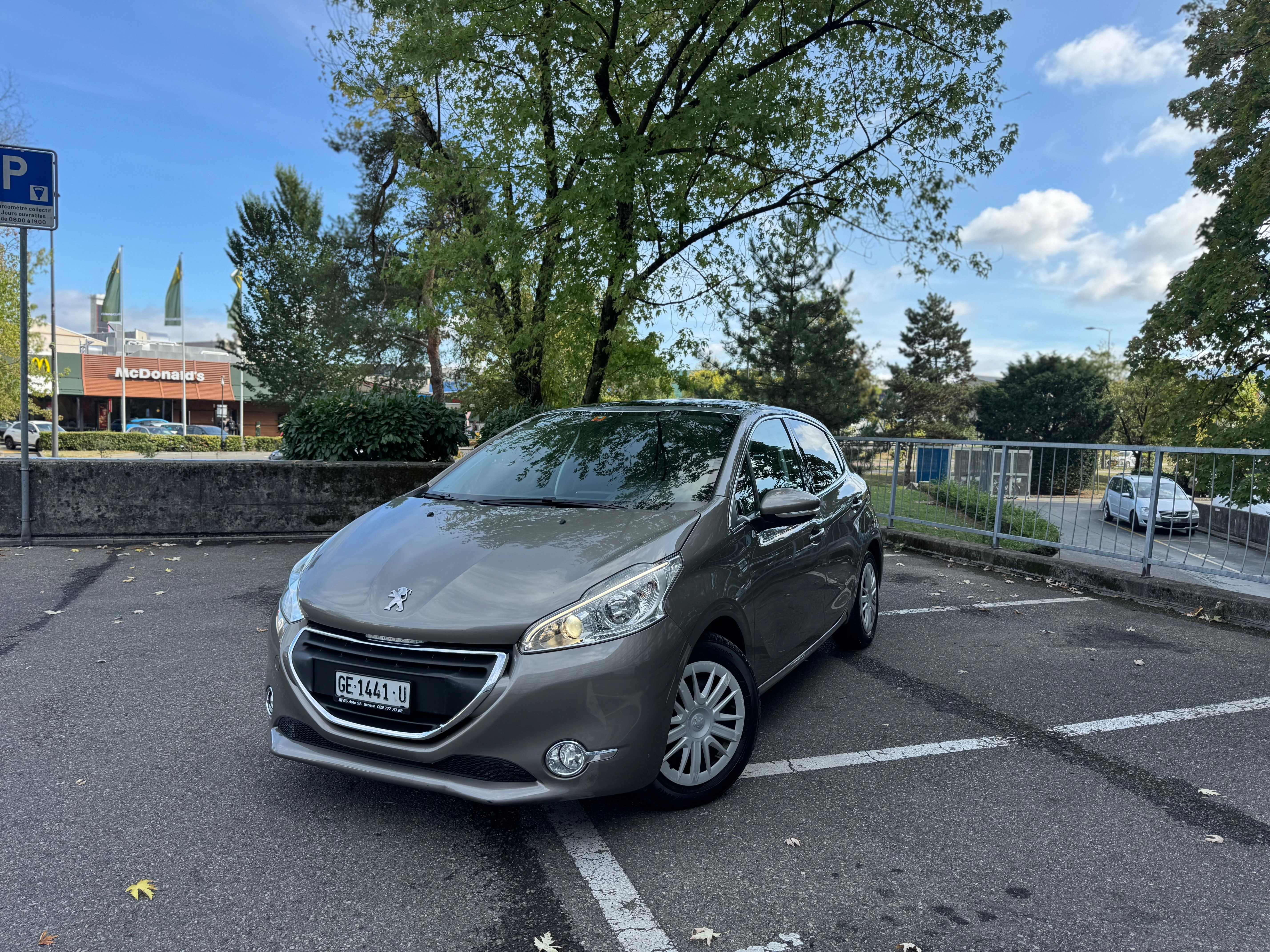 Car photo