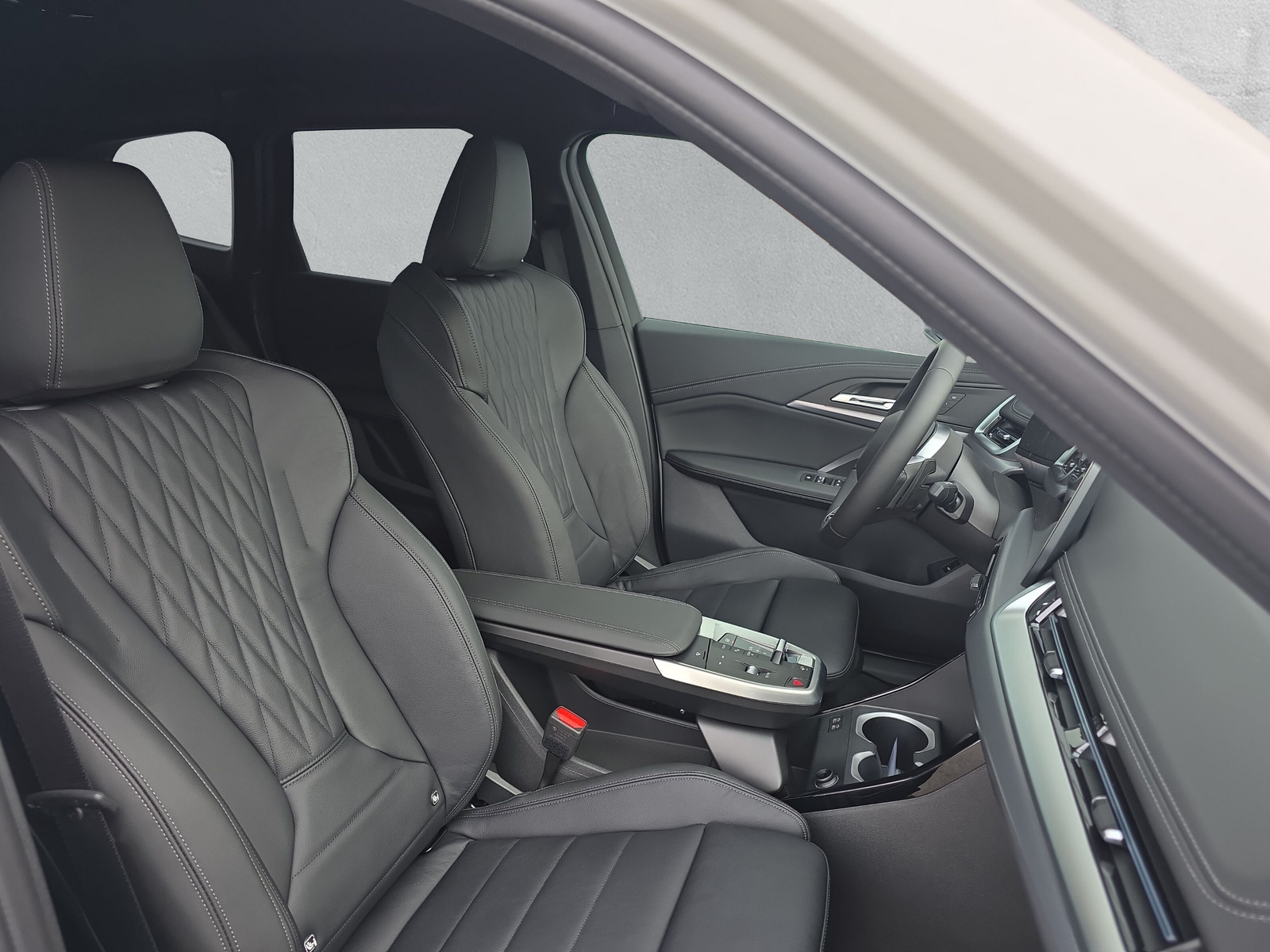 BMW X1 xDrive 20d 48V M Sport-image-12