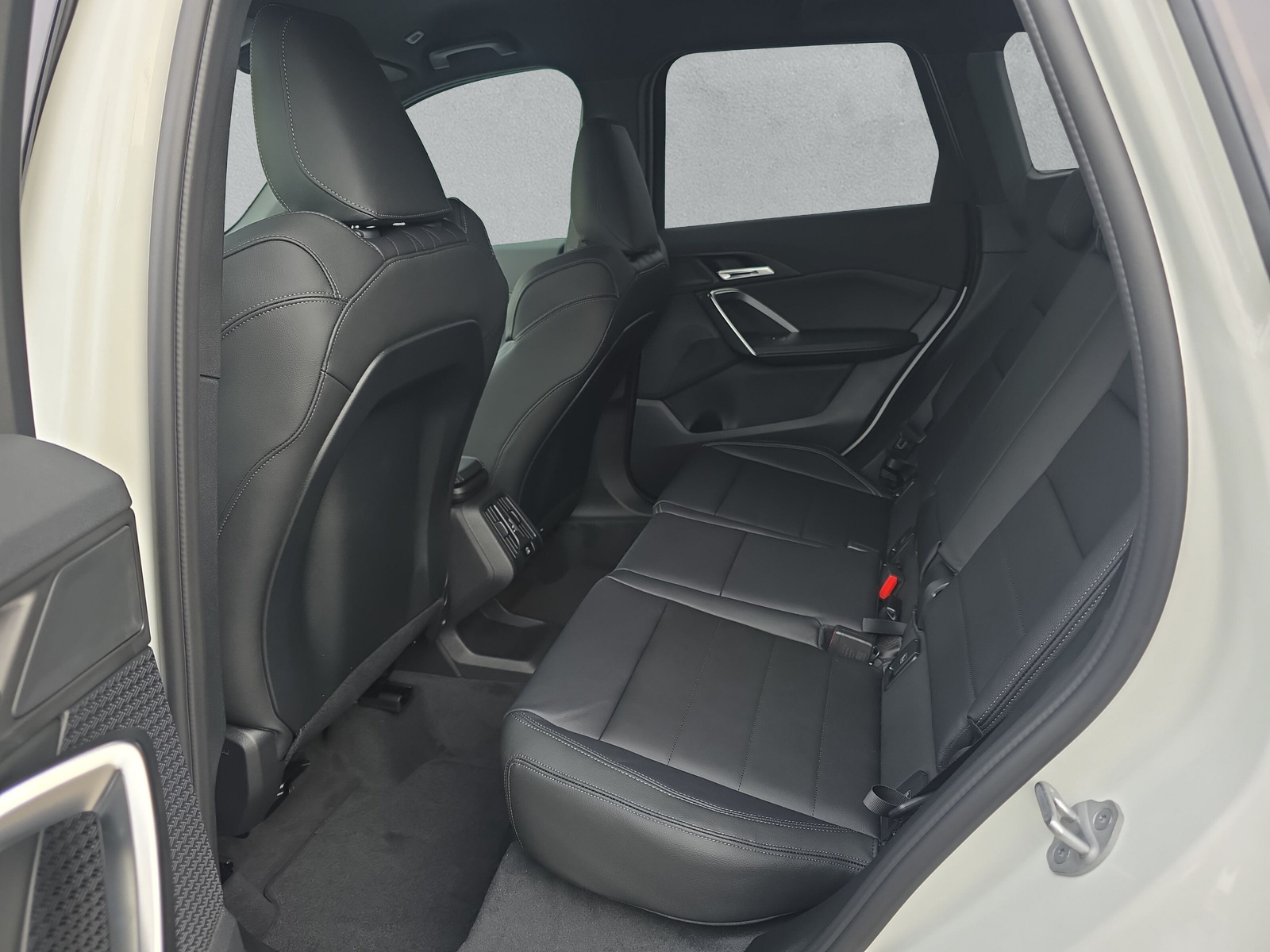 BMW X1 xDrive 20d 48V M Sport-image-15