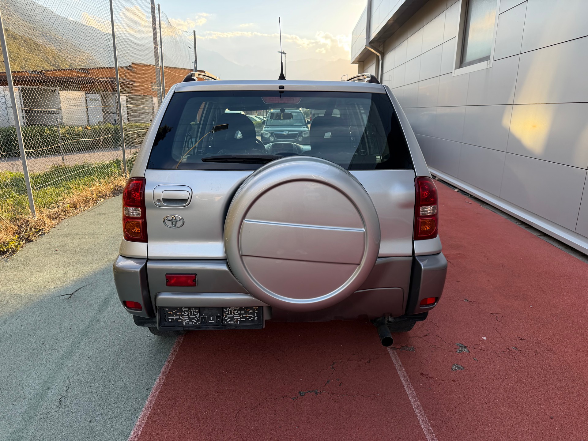TOYOTA RAV-4 2.0 16V Linea Terra-image-5