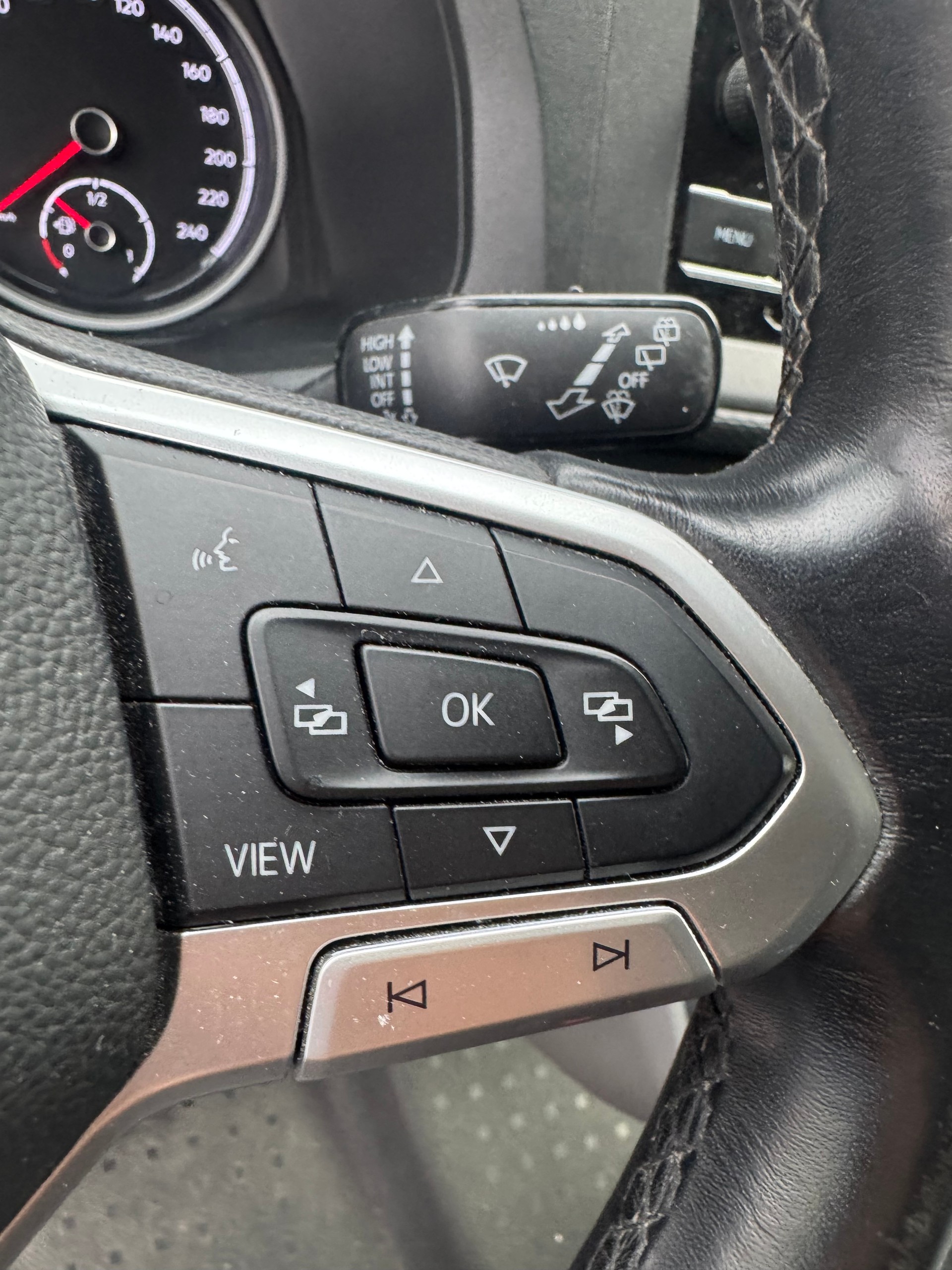 VW T6.1 2.0 TDI-image-22