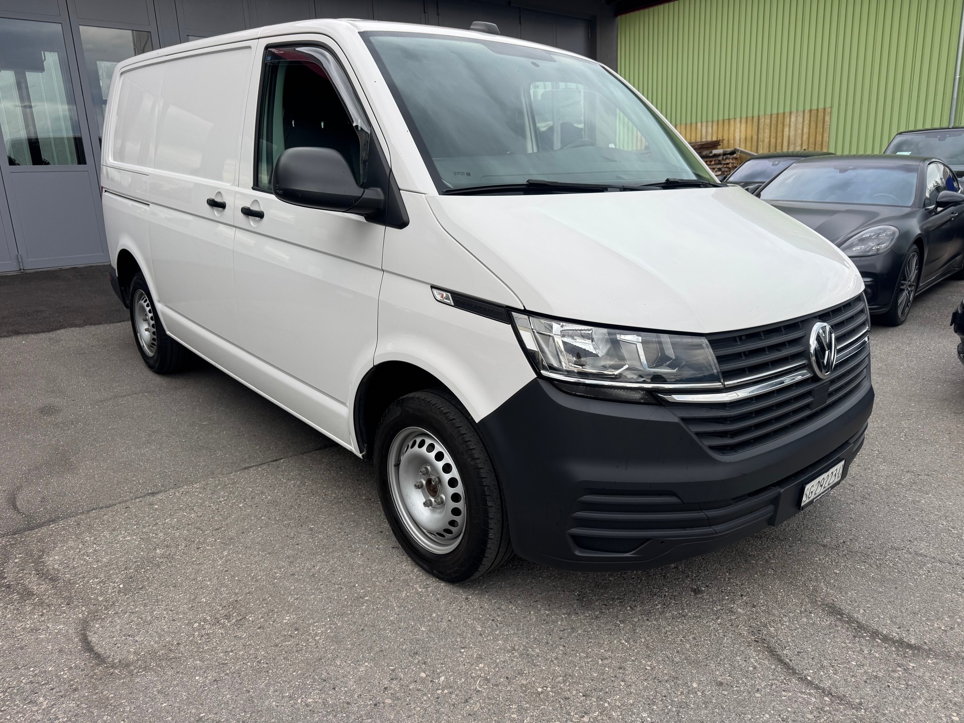 VW T6.1 2.0 TDI-image-1