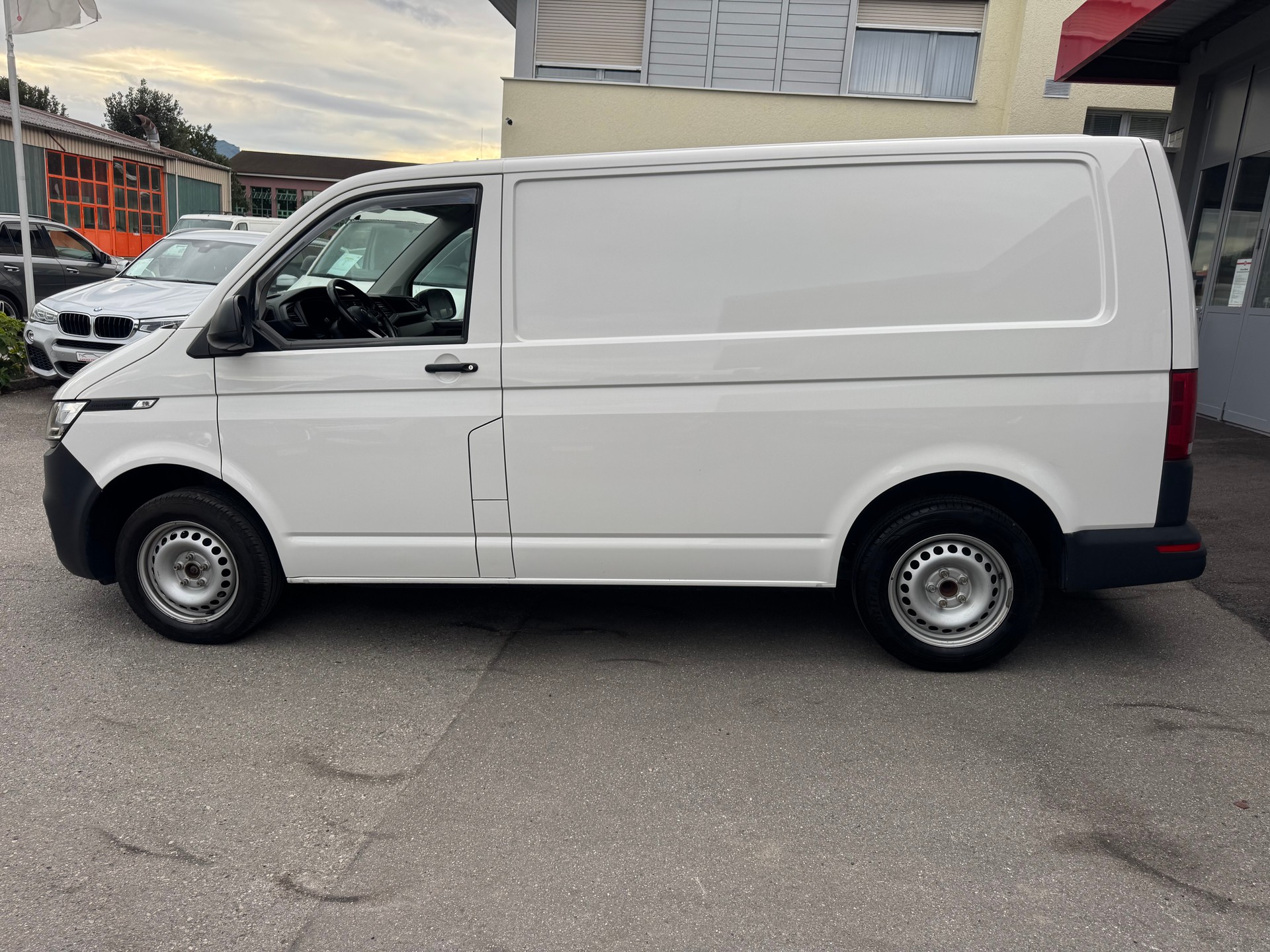 VW T6.1 2.0 TDI-image-6