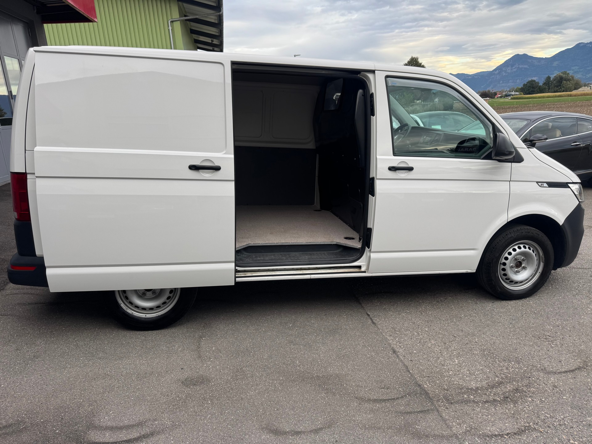 VW T6.1 2.0 TDI-image-15