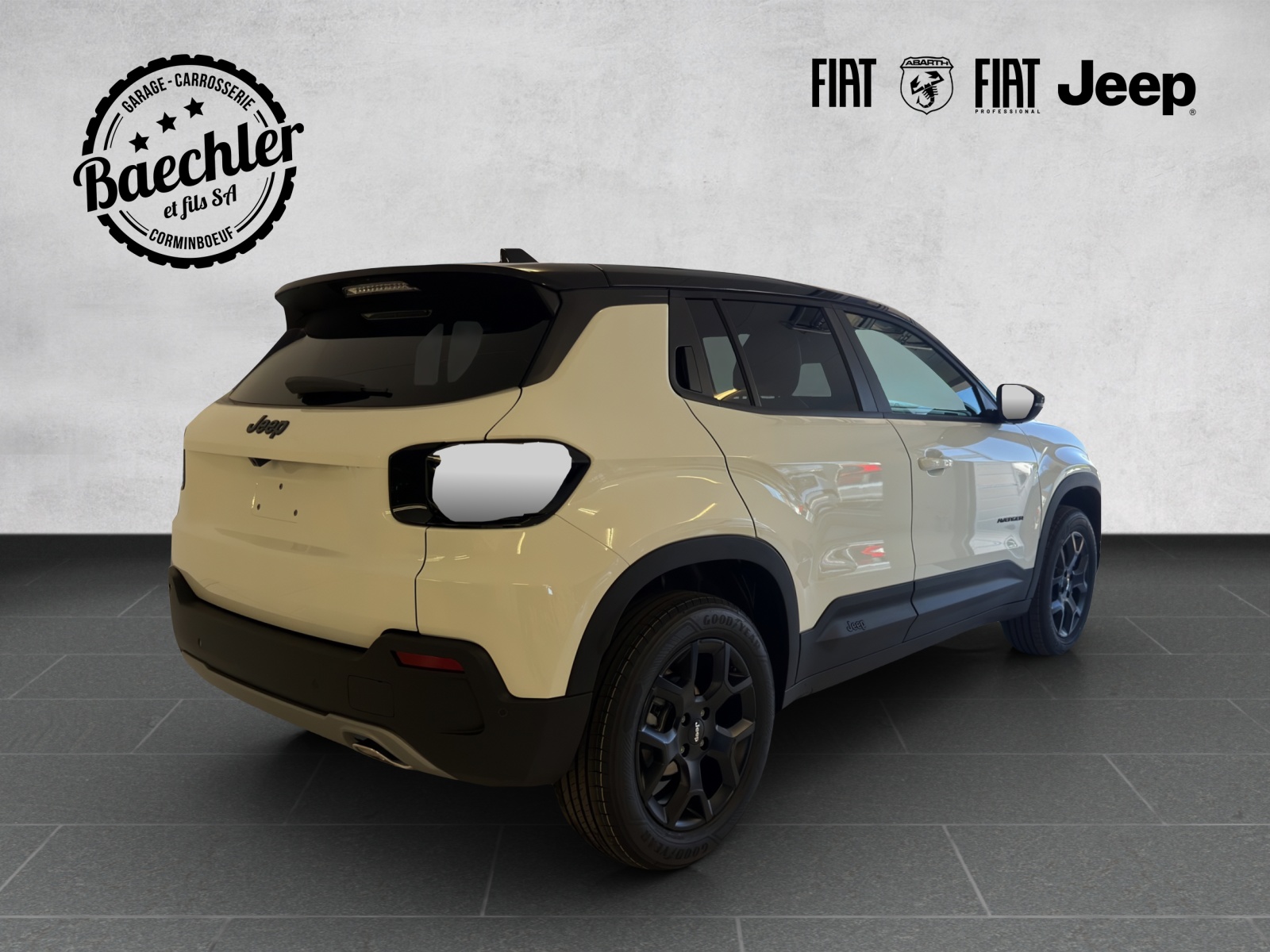 JEEP Avenger 1.2 MHEV Black Edition-image-4