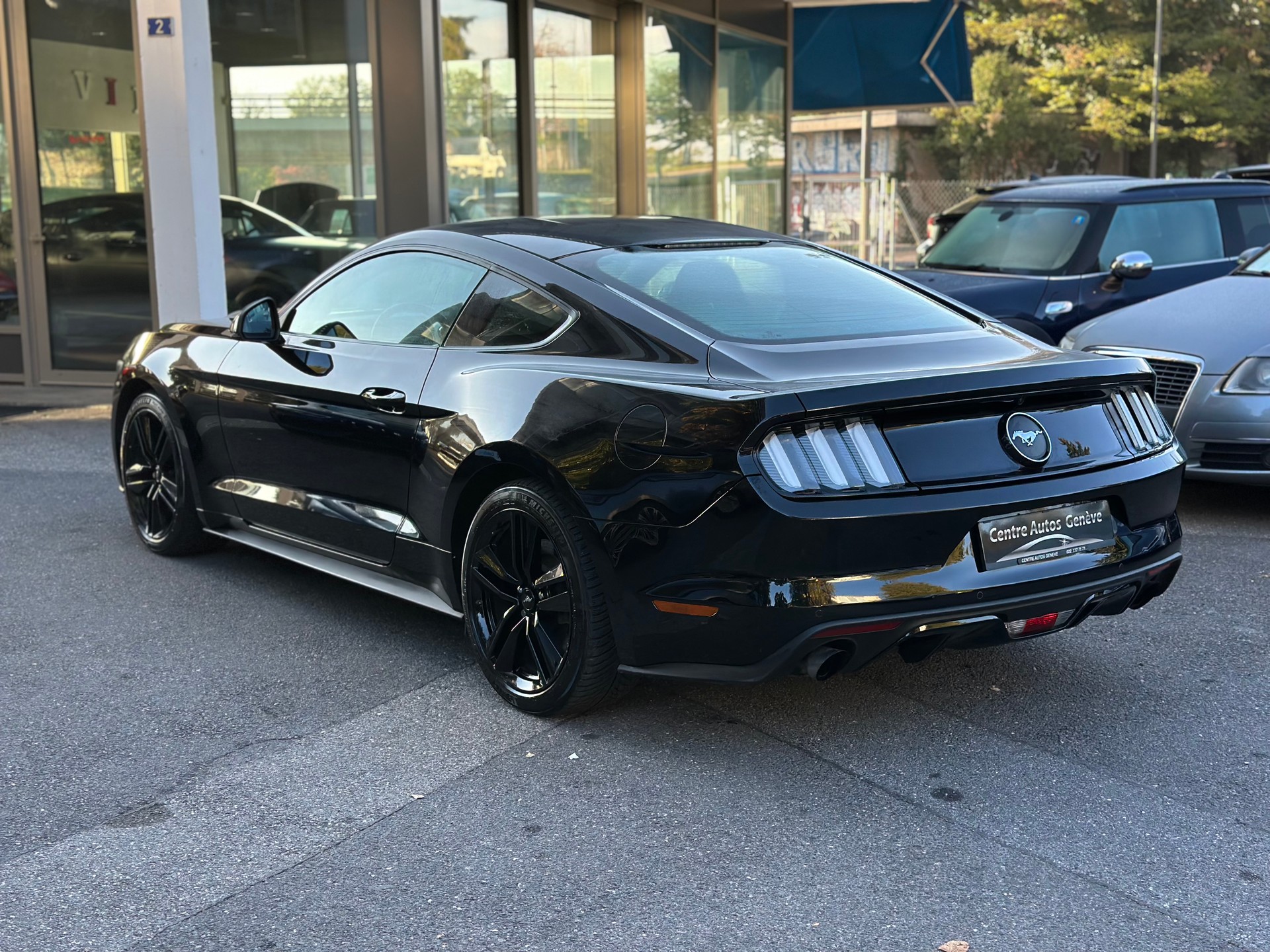 FORD Mustang Fastback 2.3-image-4