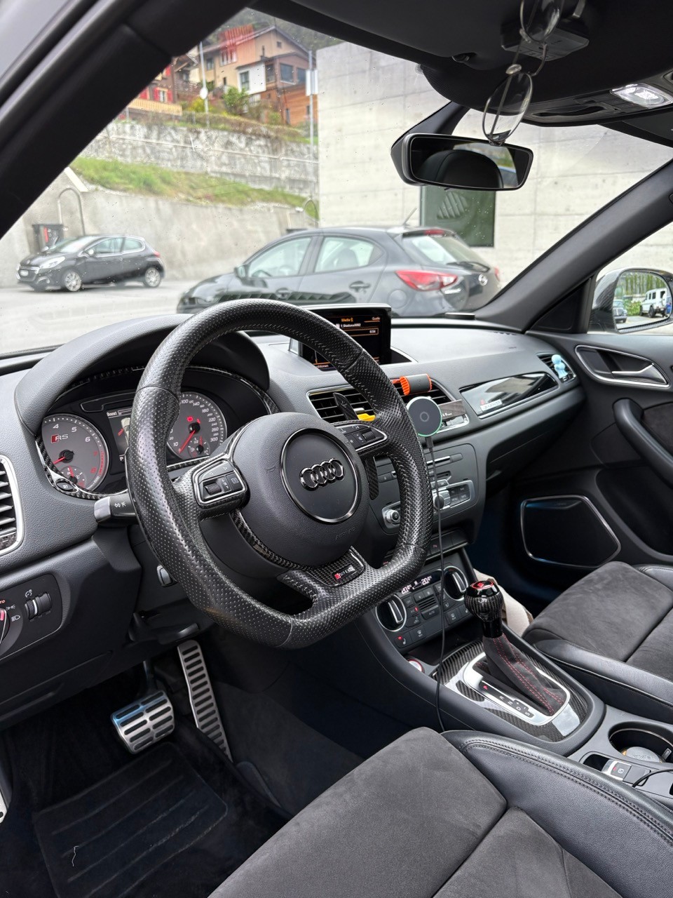 AUDI 2.5 TFSI quattro S-Tronic-image-1