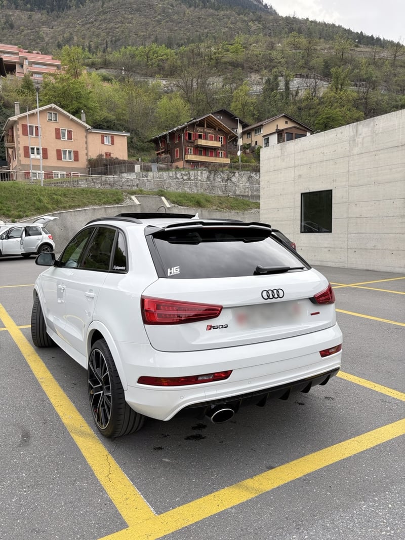 AUDI 2.5 TFSI quattro S-Tronic-image-2