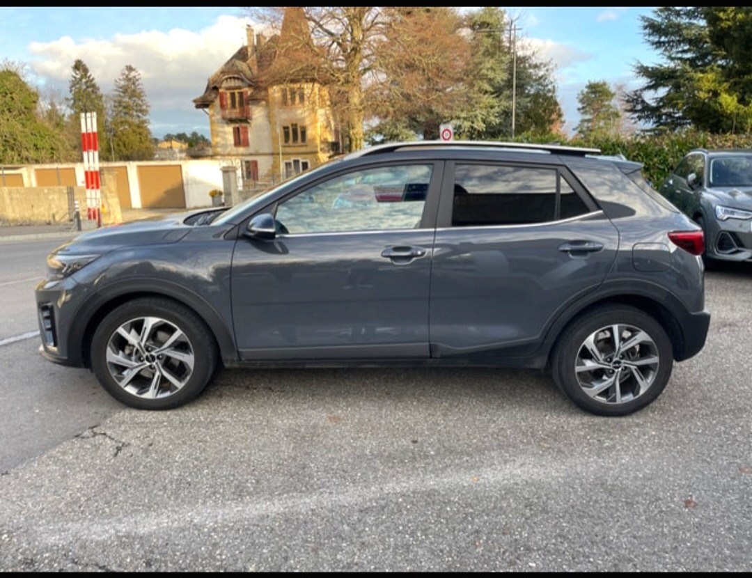 KIA Stonic 1.0 T-GDI MHEV GT-Line DCT-image-5