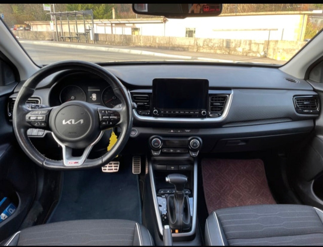KIA Stonic 1.0 T-GDI MHEV GT-Line DCT-image-8