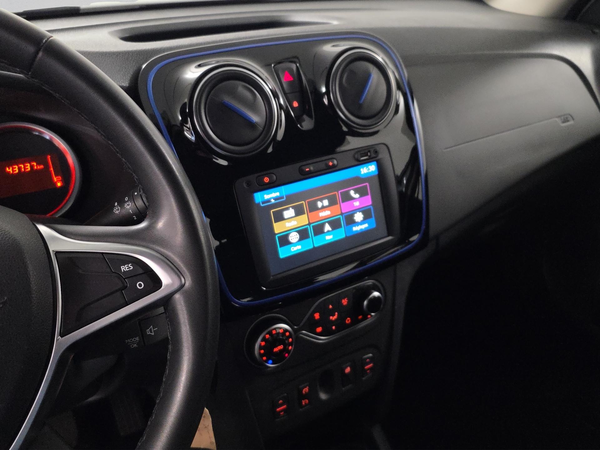 DACIA Sandero TCe 90 Celebration Easy-R-image-11