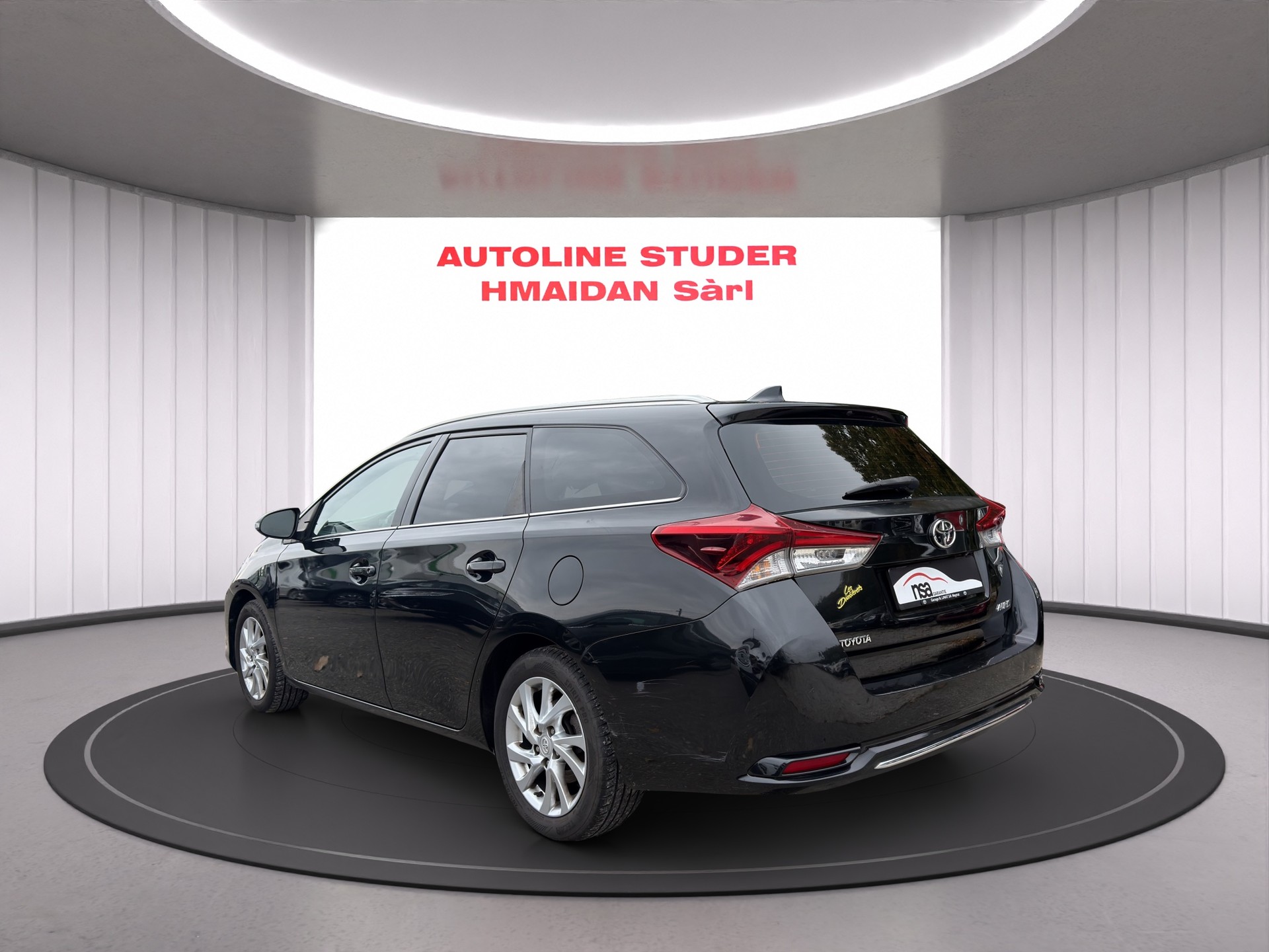 TOYOTA Auris Touring Sports 1.2 Turbo Swiss Trend-image-1