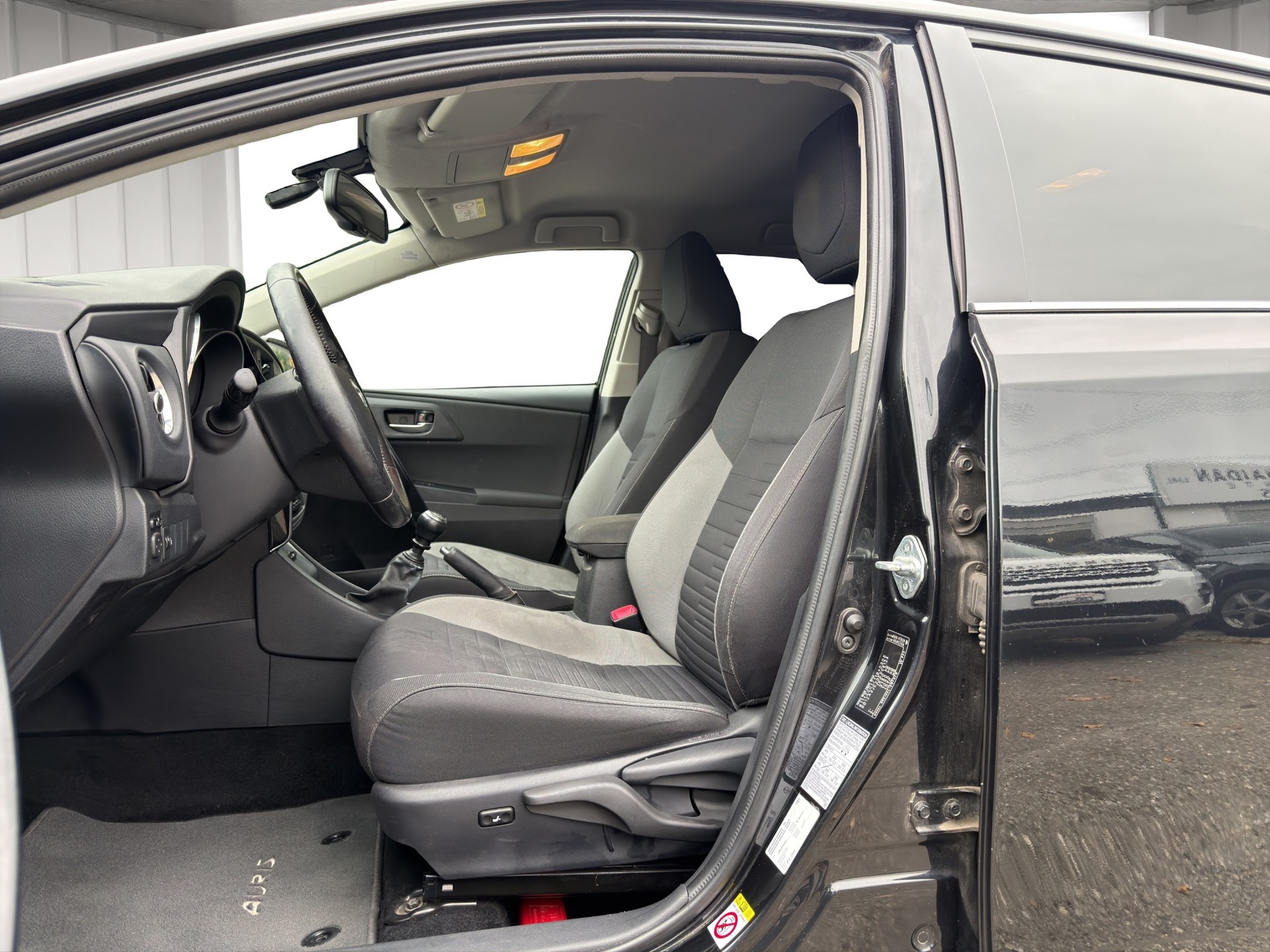 TOYOTA Auris Touring Sports 1.2 Turbo Swiss Trend-image-6