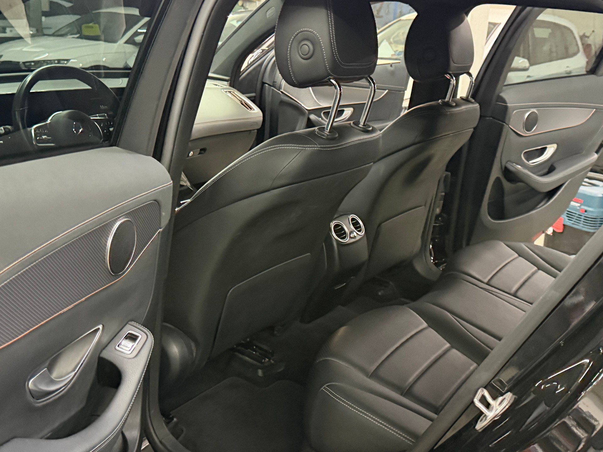 MERCEDES-BENZ EQC 400 4Matic-image-8