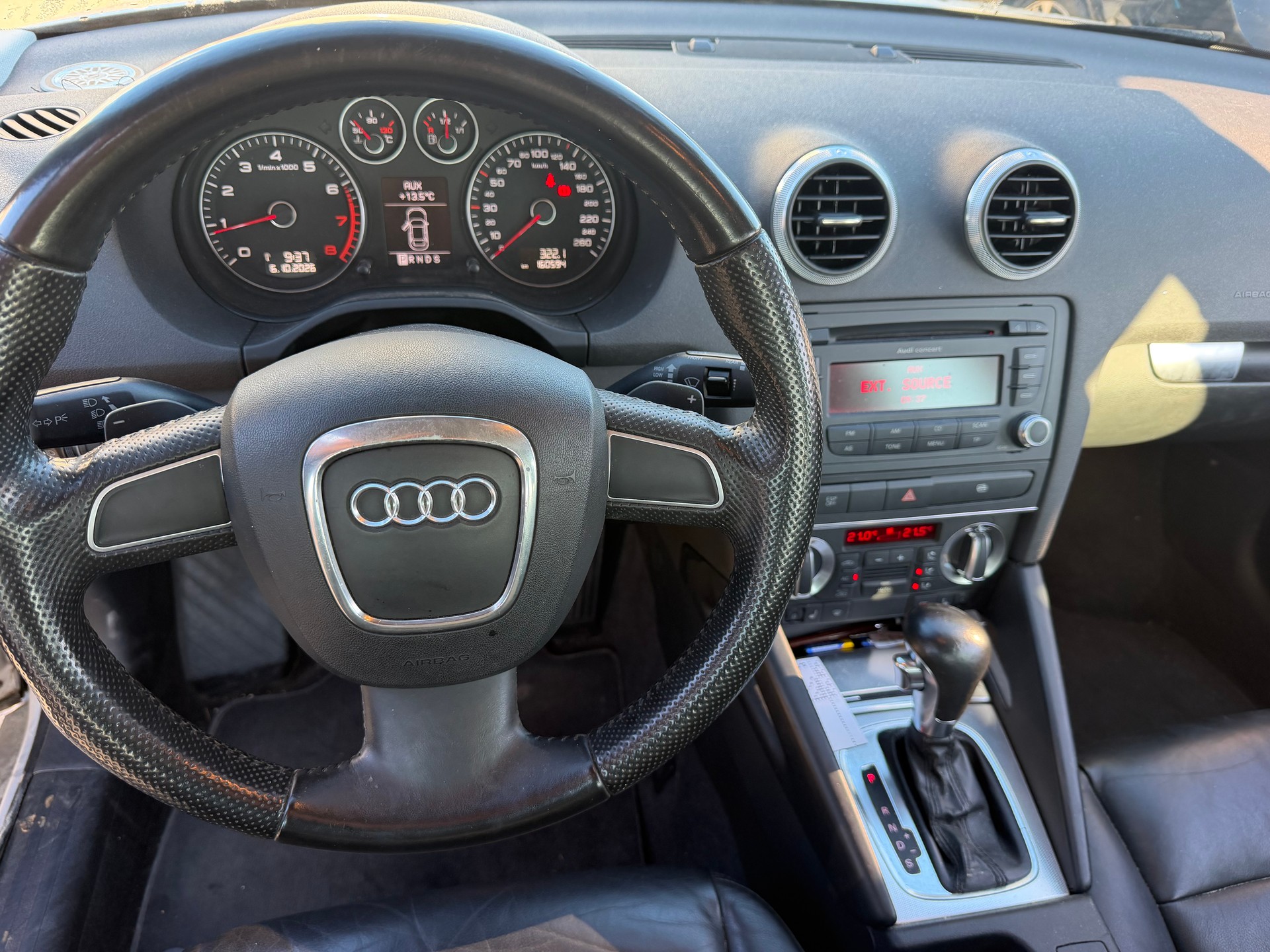 AUDI A3 Sportback 1.8 TFSI Ambiente S-tronic-image-7