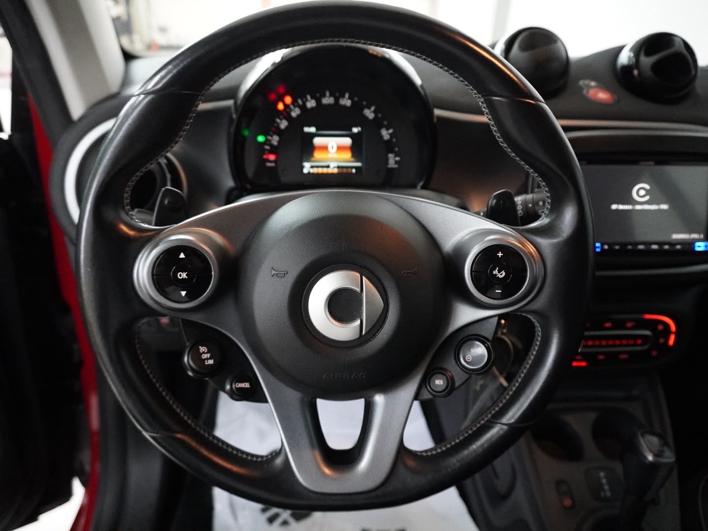 SMART fortwo Brabus twinmatic-image-8