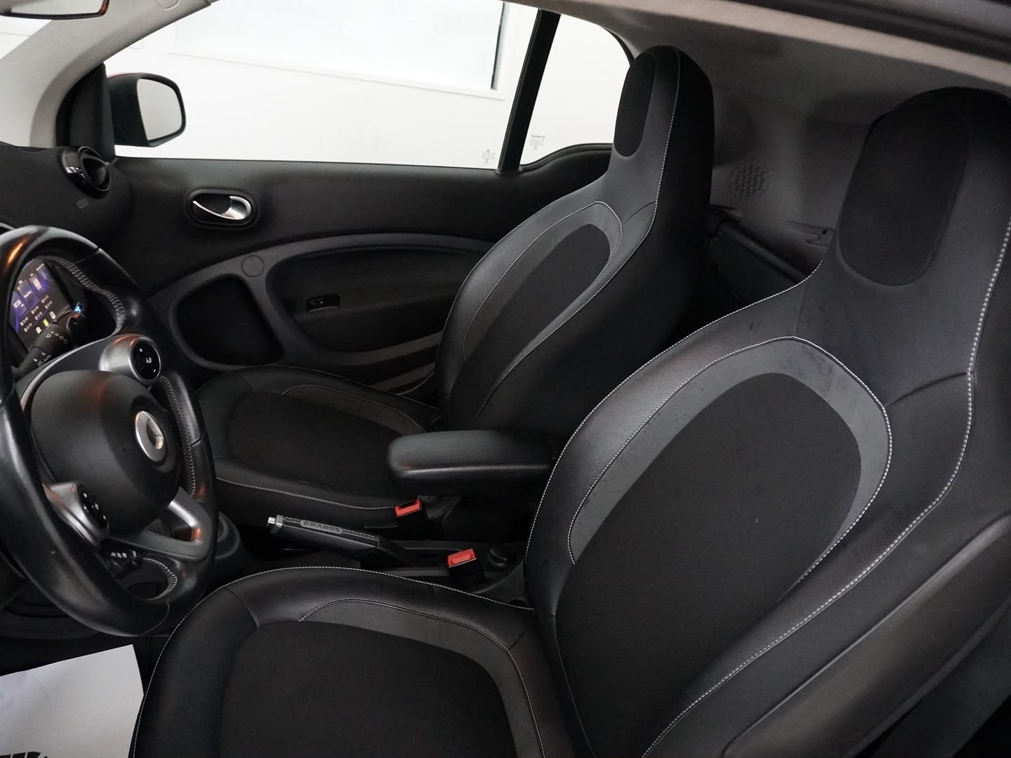 SMART fortwo Brabus twinmatic-image-3
