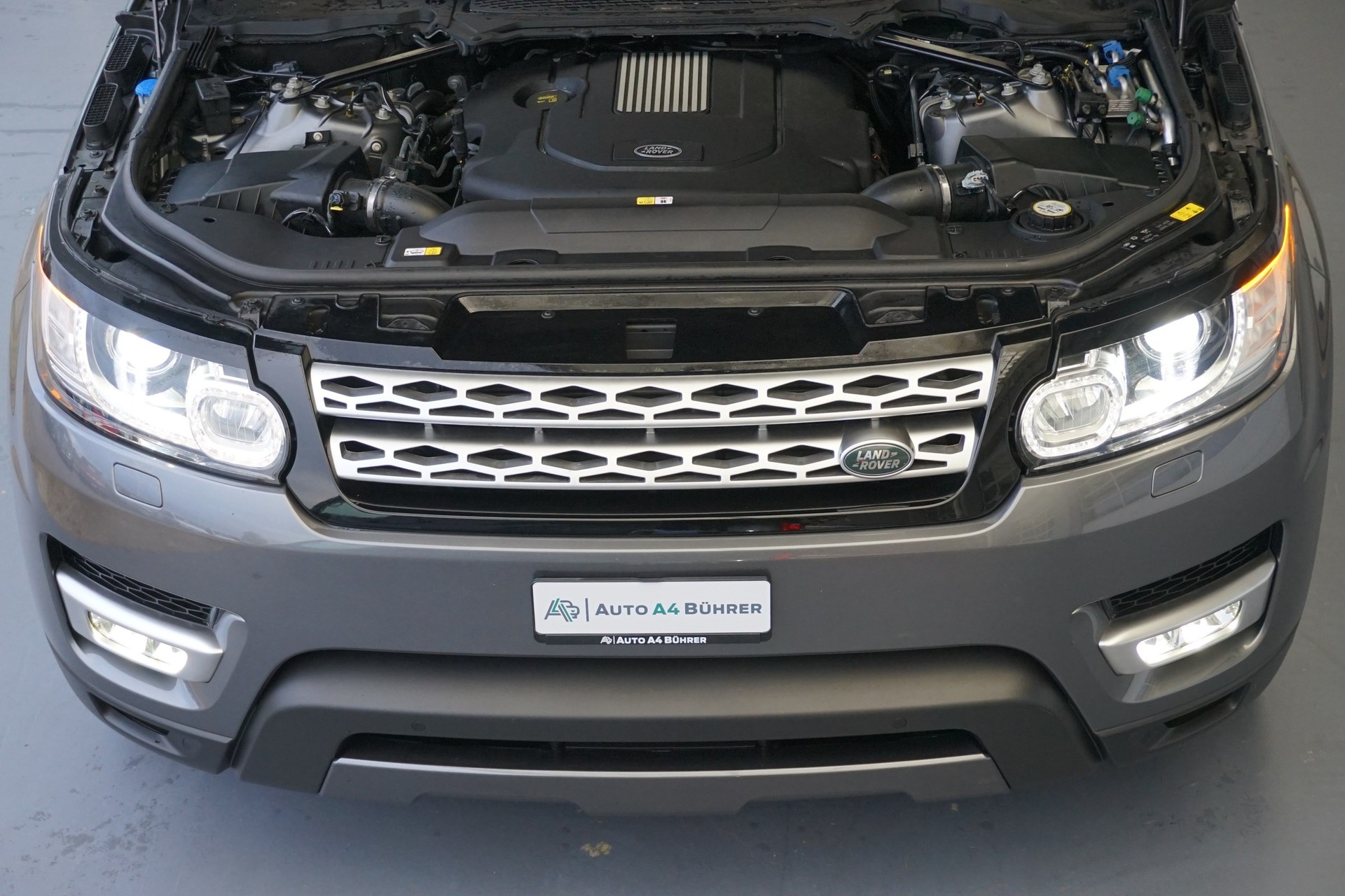 LAND ROVER RR Sport 3.0SDV6 HSE-image-11