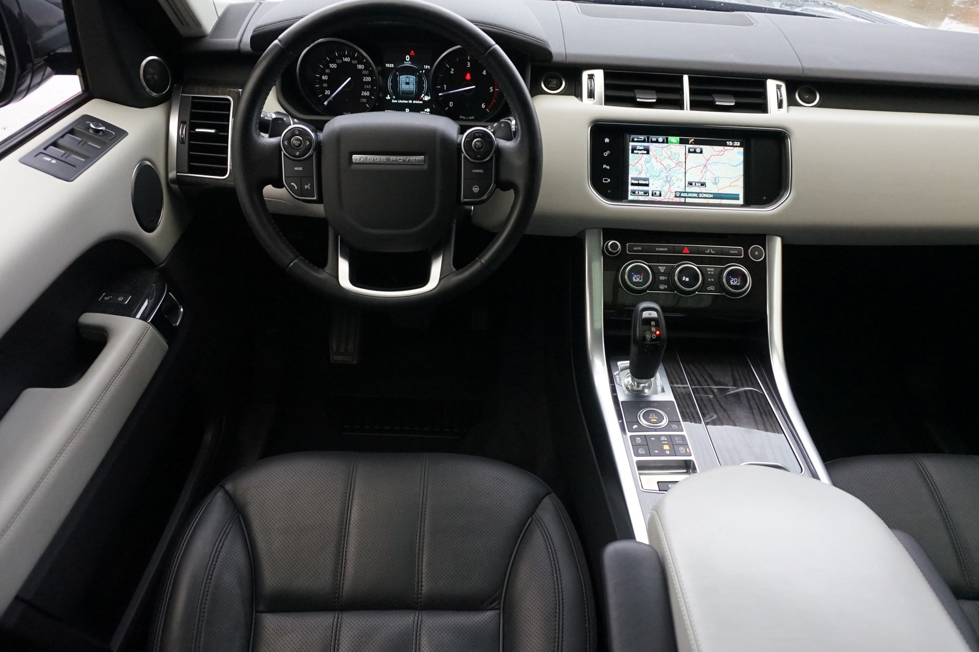 LAND ROVER RR Sport 3.0SDV6 HSE-image-12