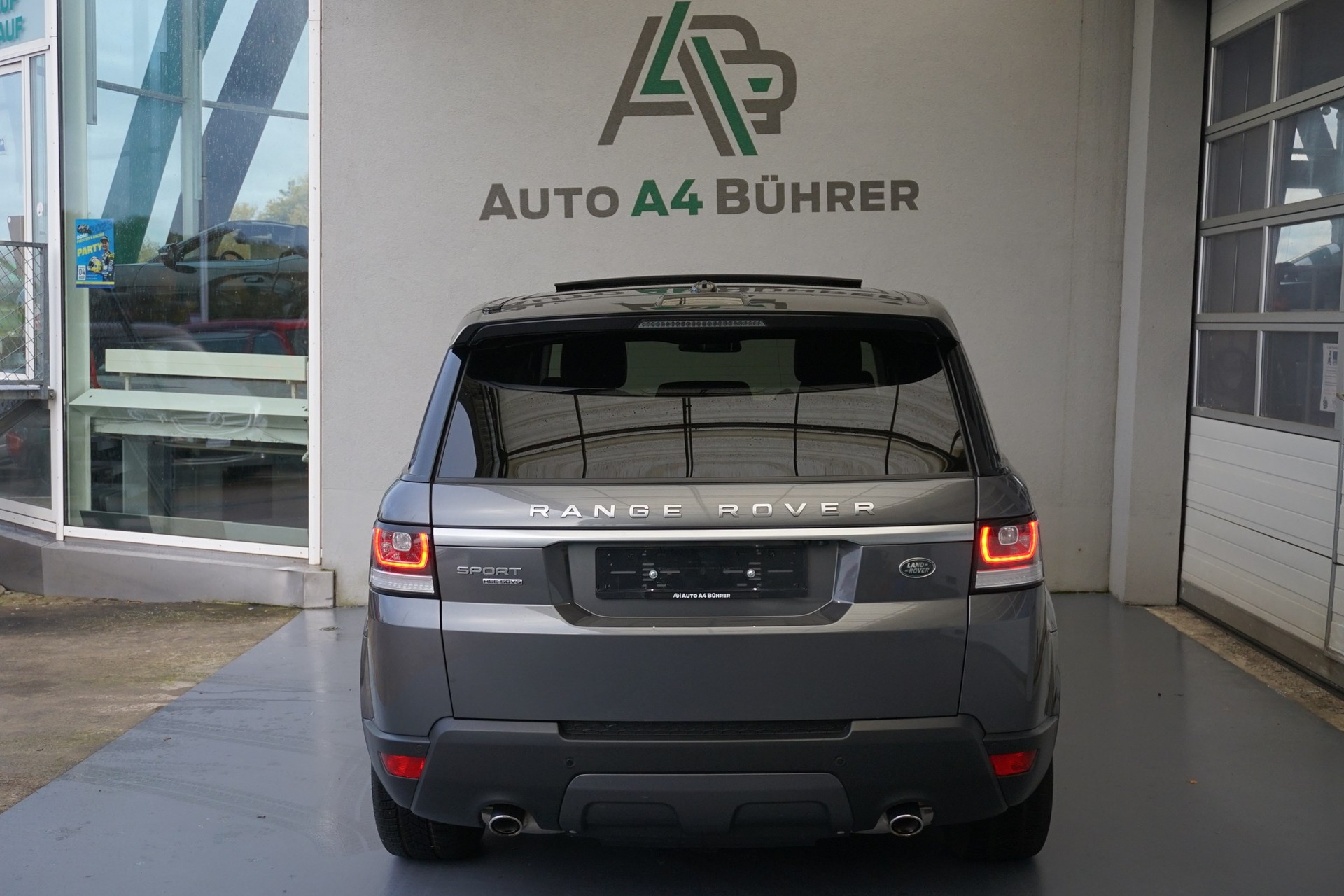 LAND ROVER RR Sport 3.0SDV6 HSE-image-9