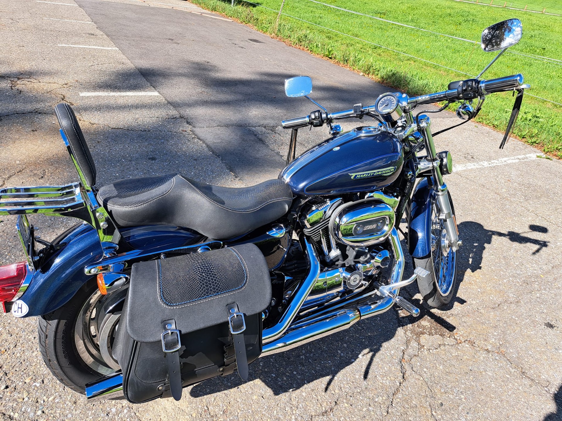 HARLEY-DAVIDSON XL 1200 C Sportster Custom Injection