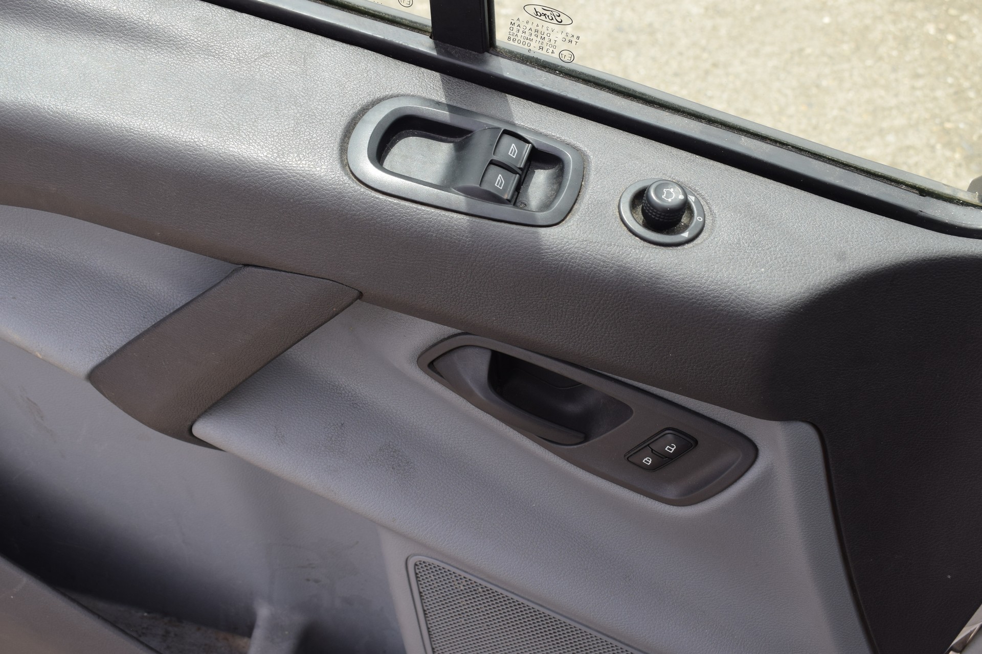 FORD Transit Custom Van 270 L1H1 Trend-image-6