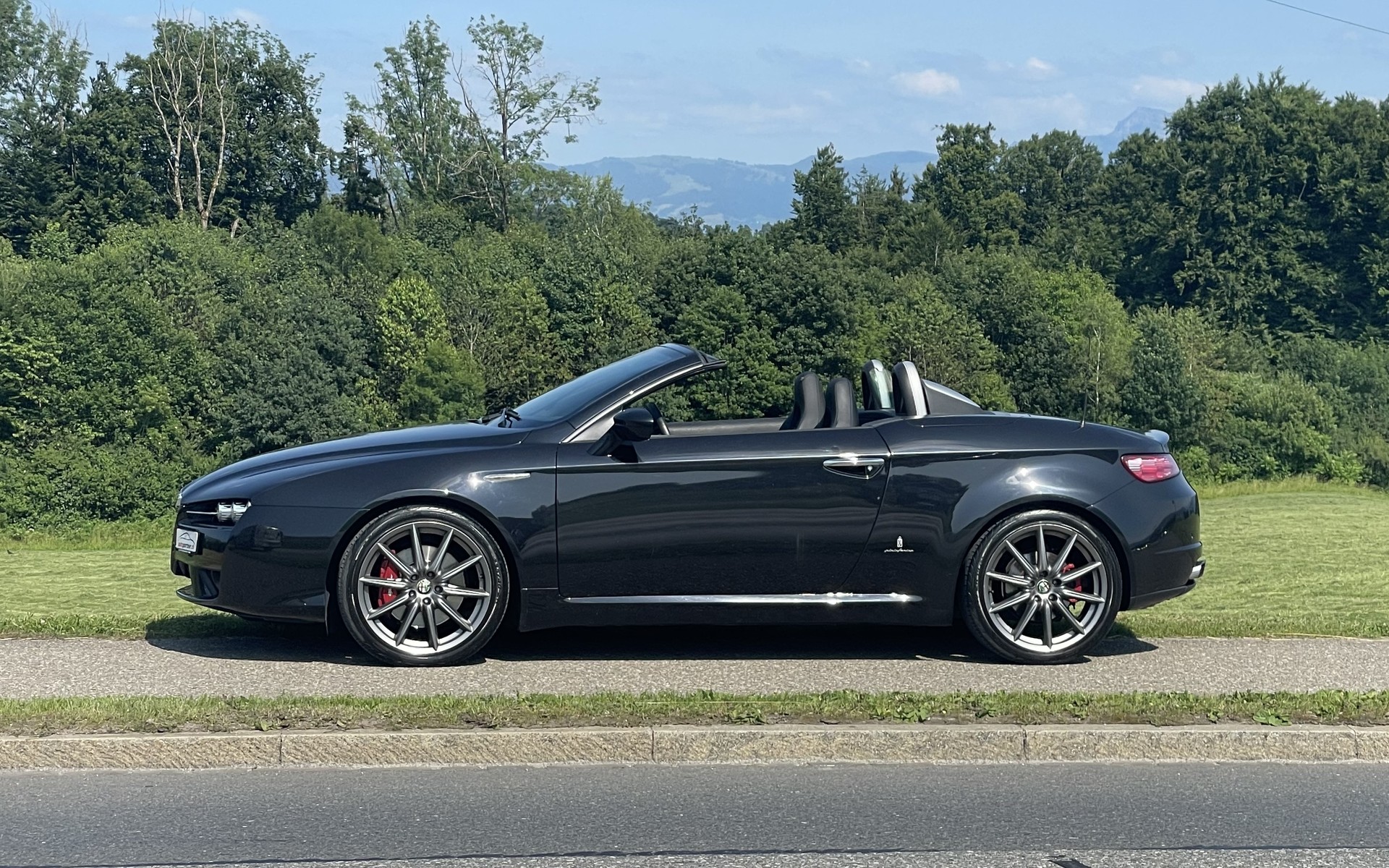 ALFA ROMEO Spider 1750 Turbo Versione Ti-image-2