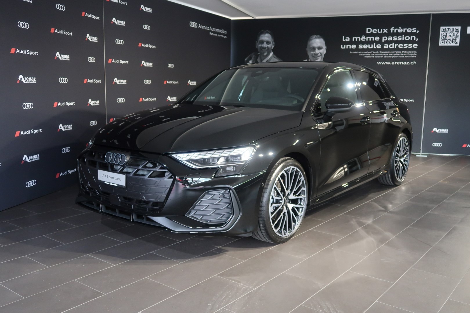 AUDI A3 Sportback 35 TFSI S line Attraction S-tronic-image-0
