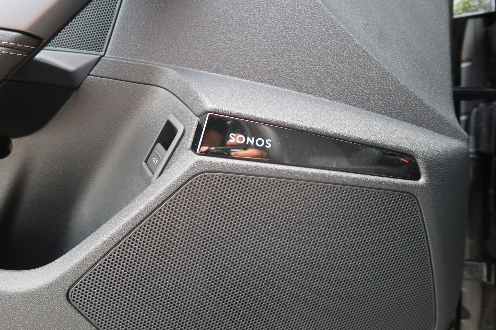 AUDI A3 Sportback 35 TFSI S line Attraction S-tronic-image-11