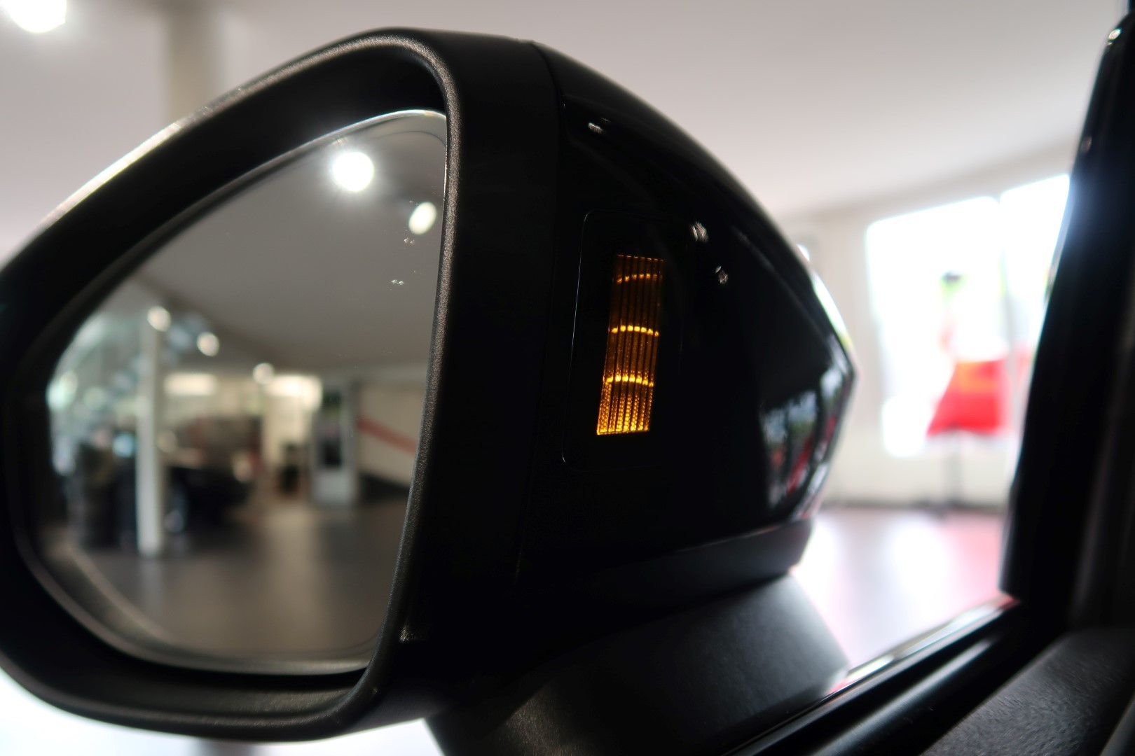 AUDI A3 Sportback 35 TFSI S line Attraction S-tronic-image-3