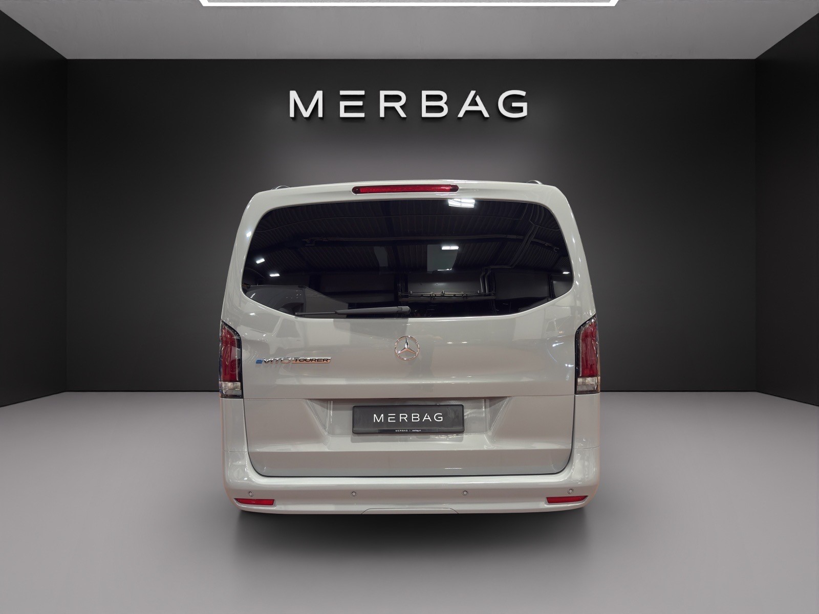 MERCEDES-BENZ eVito 126 Lang Tourer Pro-image-2